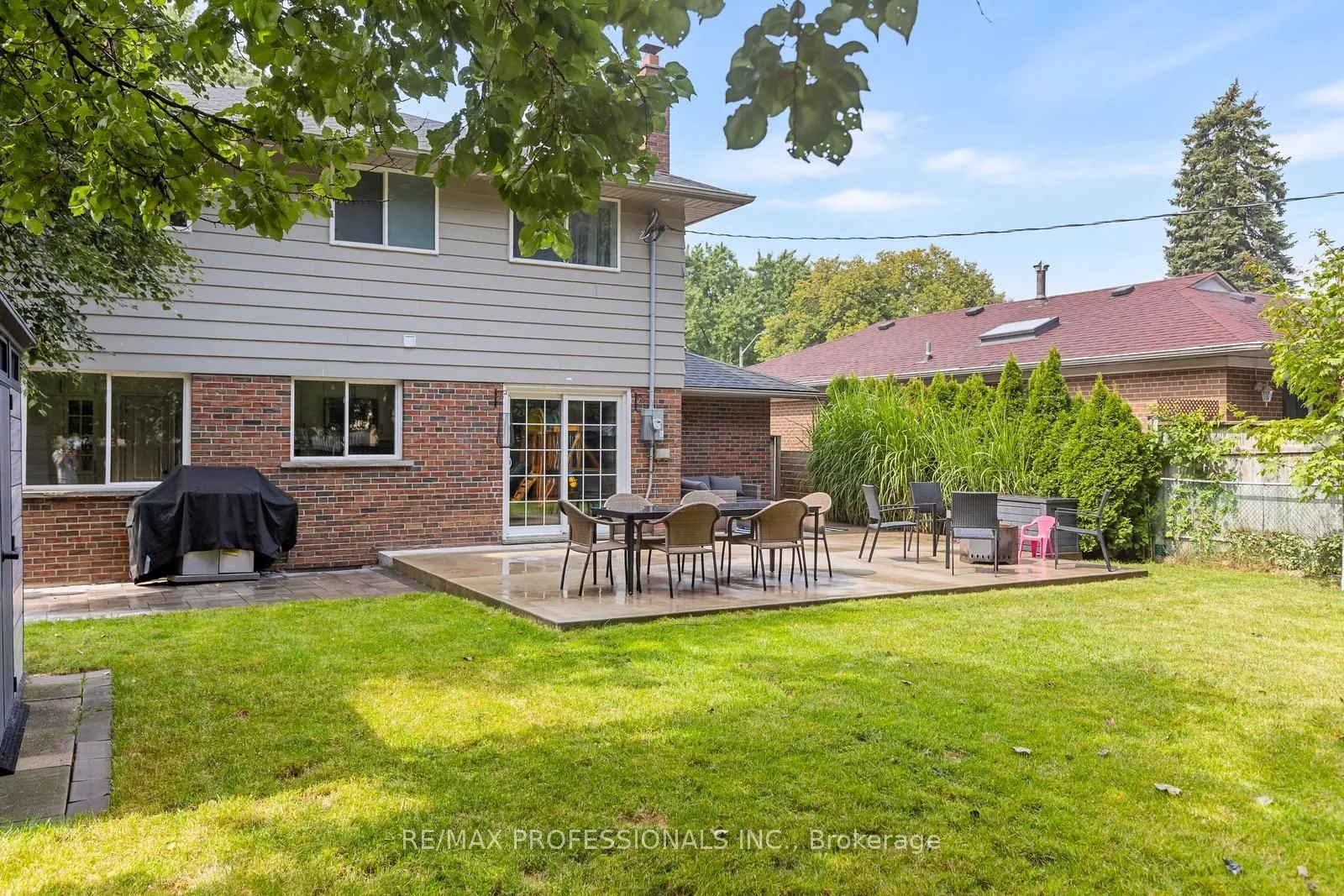 37 Birchleaf Crescent