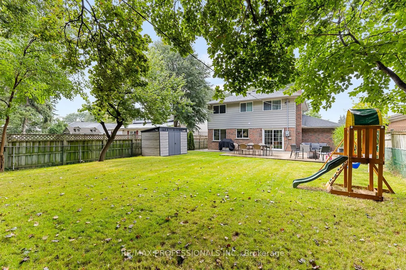 37 Birchleaf Crescent