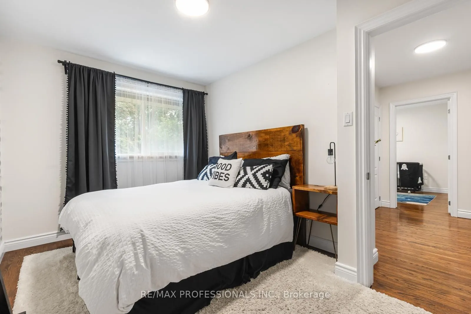 37 Birchleaf Crescent