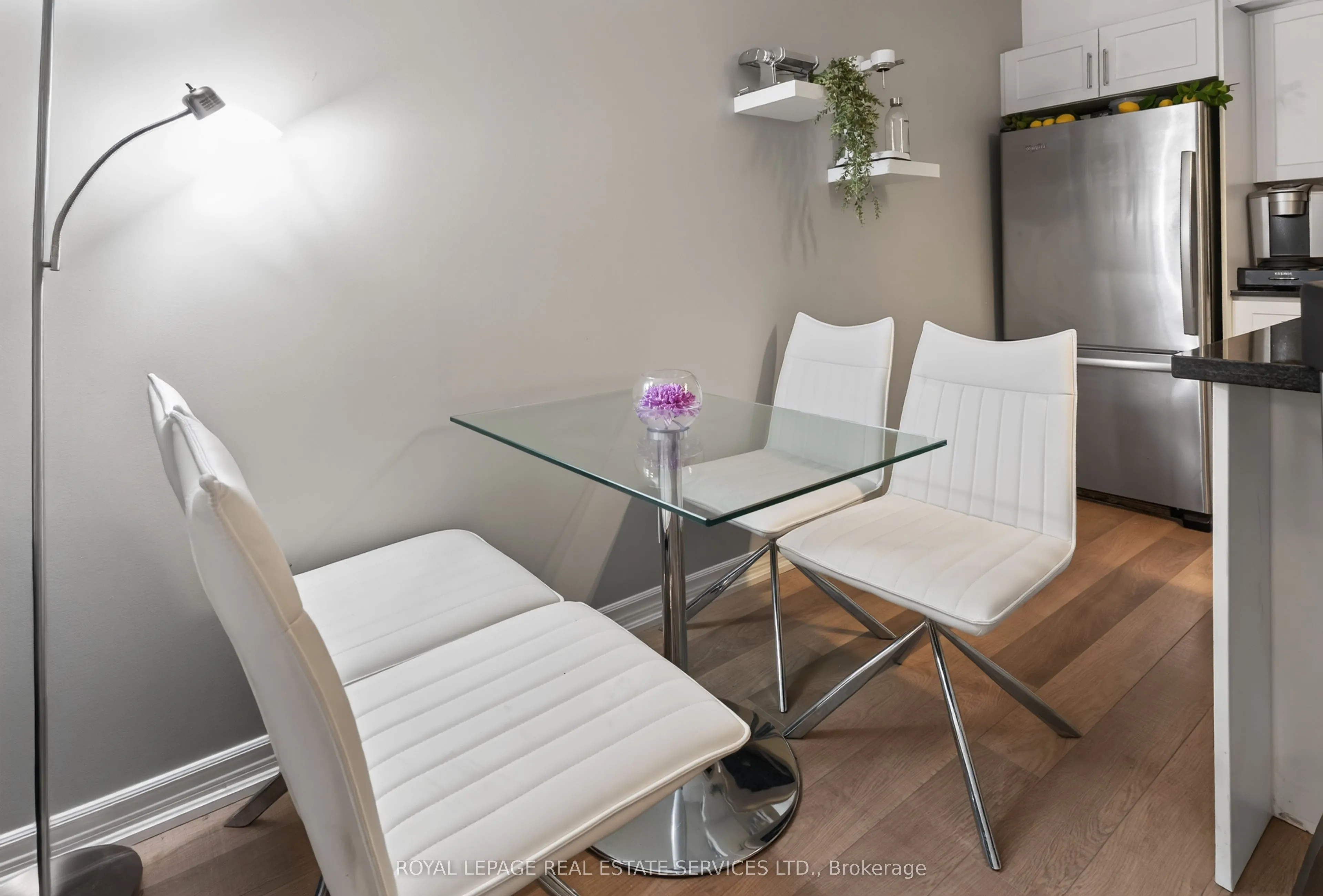 30 Carnation Avenue #101
