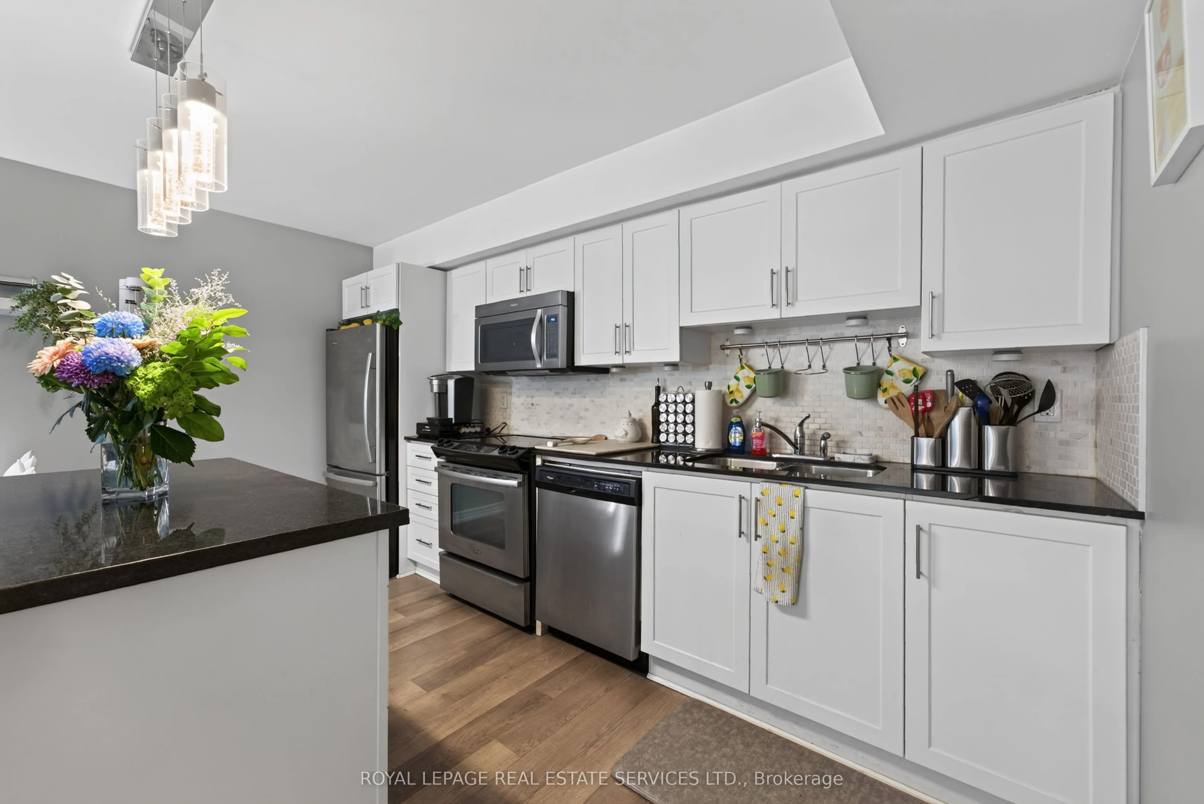 30 Carnation Avenue #101