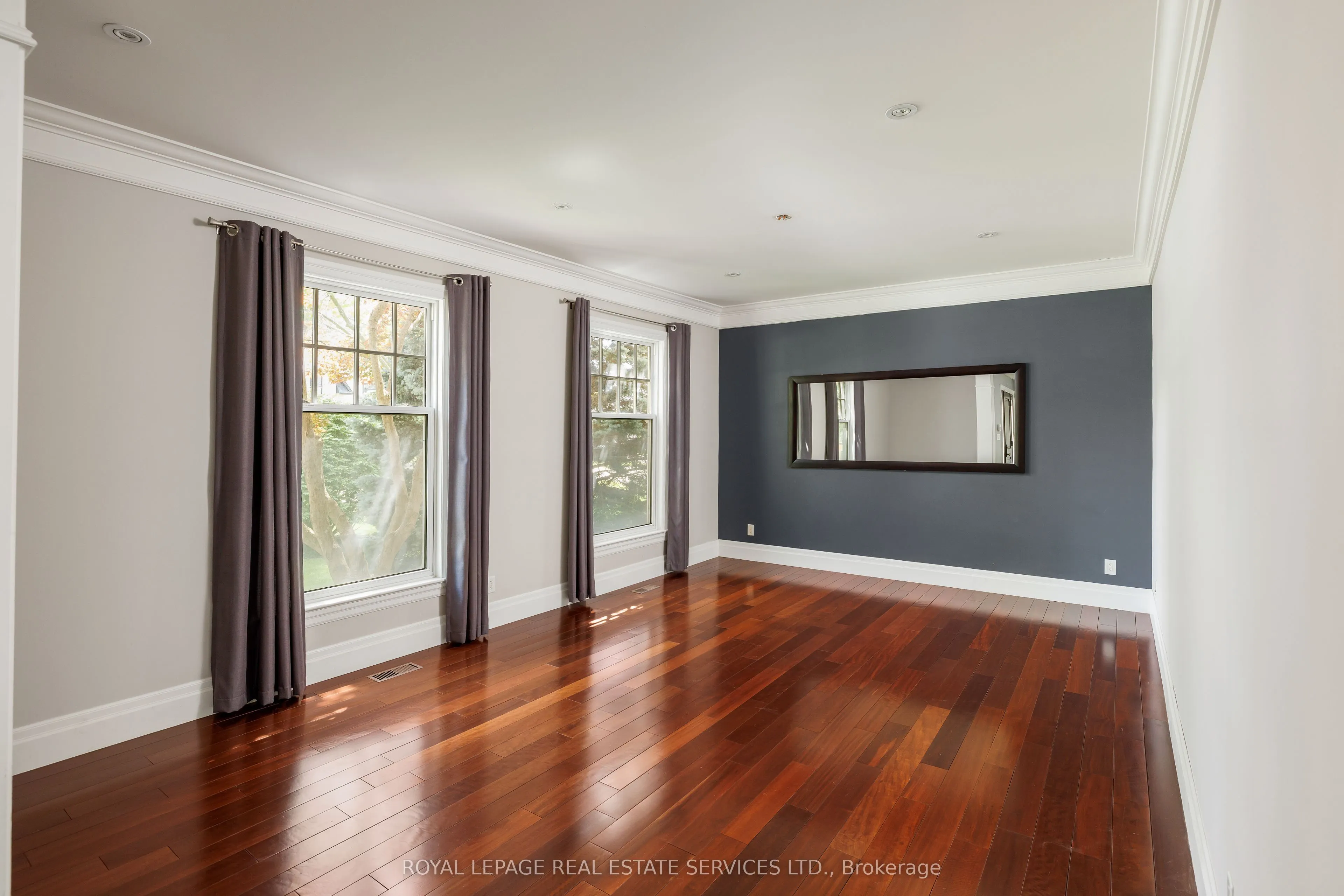 1387 Willowdown Road