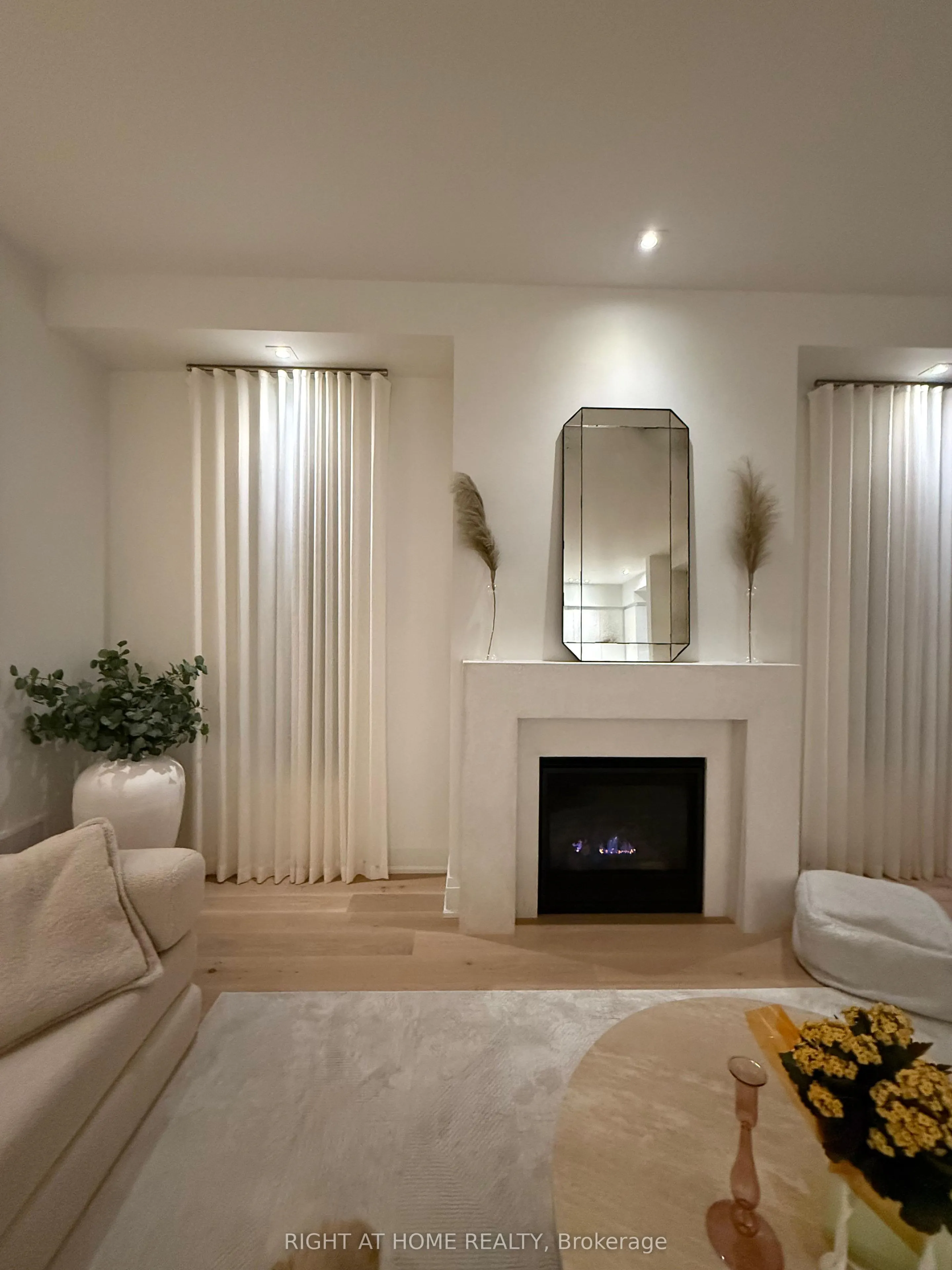26 Misted Breeze Street