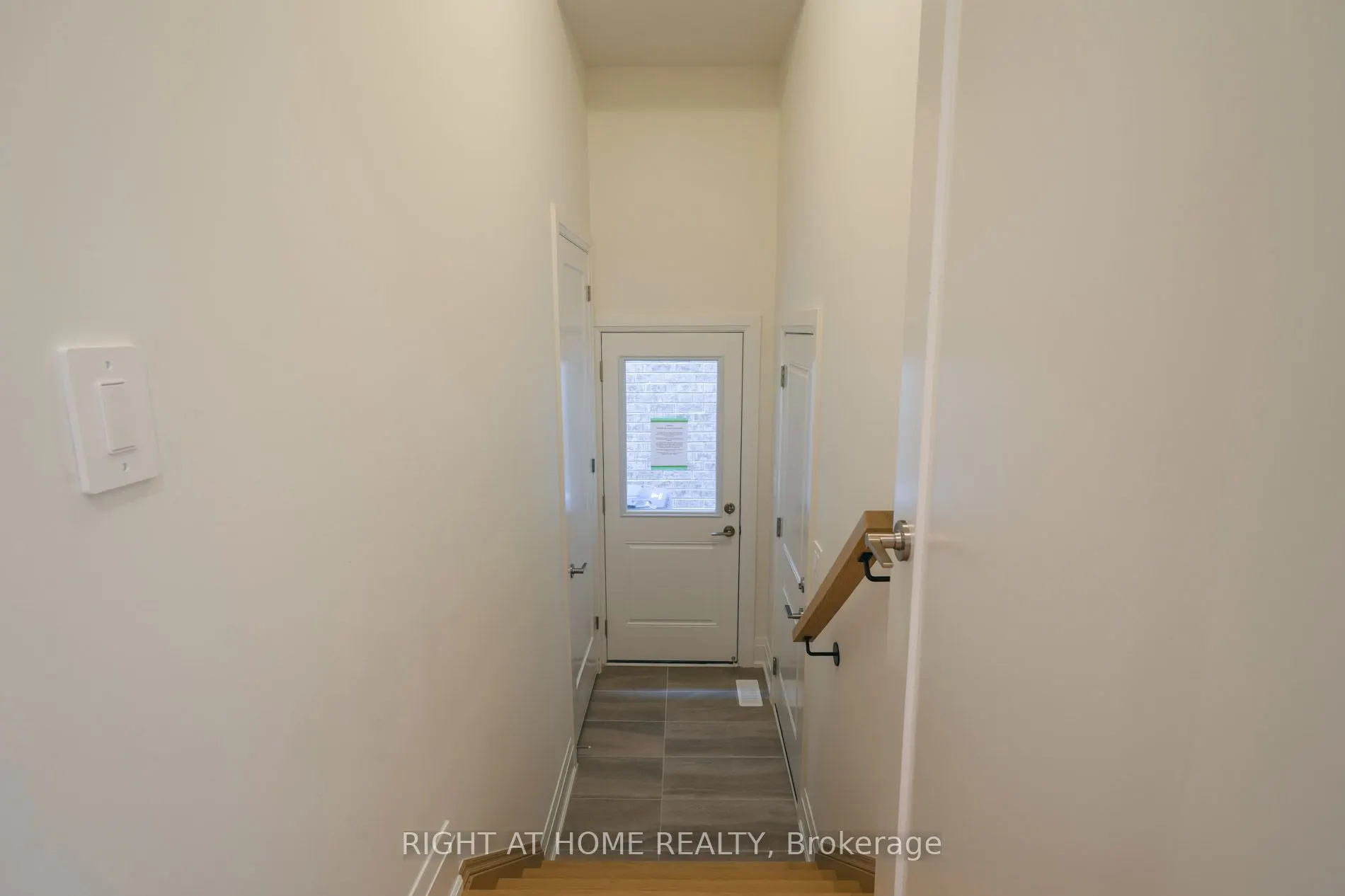 26 Misted Breeze Street