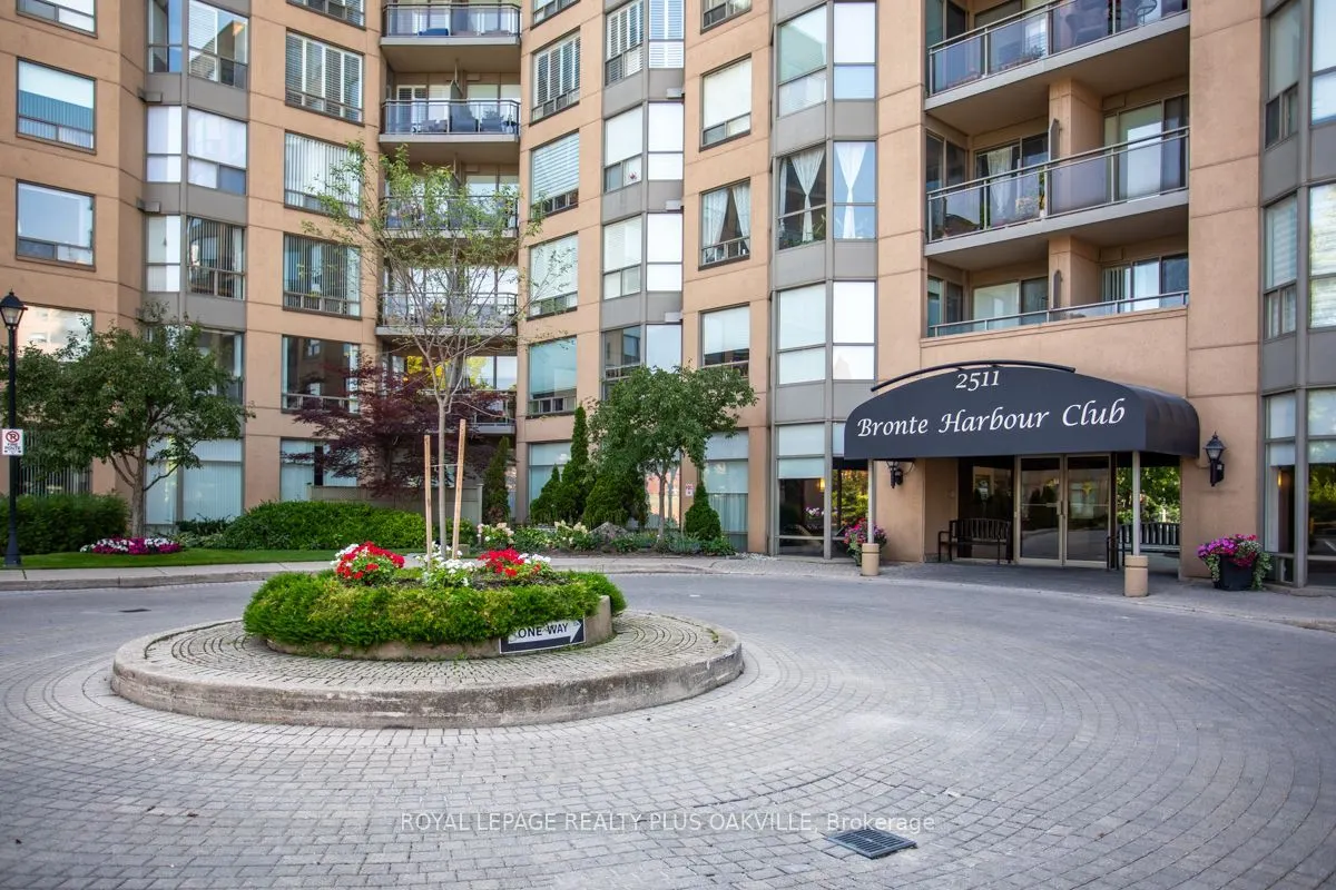 2511 Lakeshore Road W #712