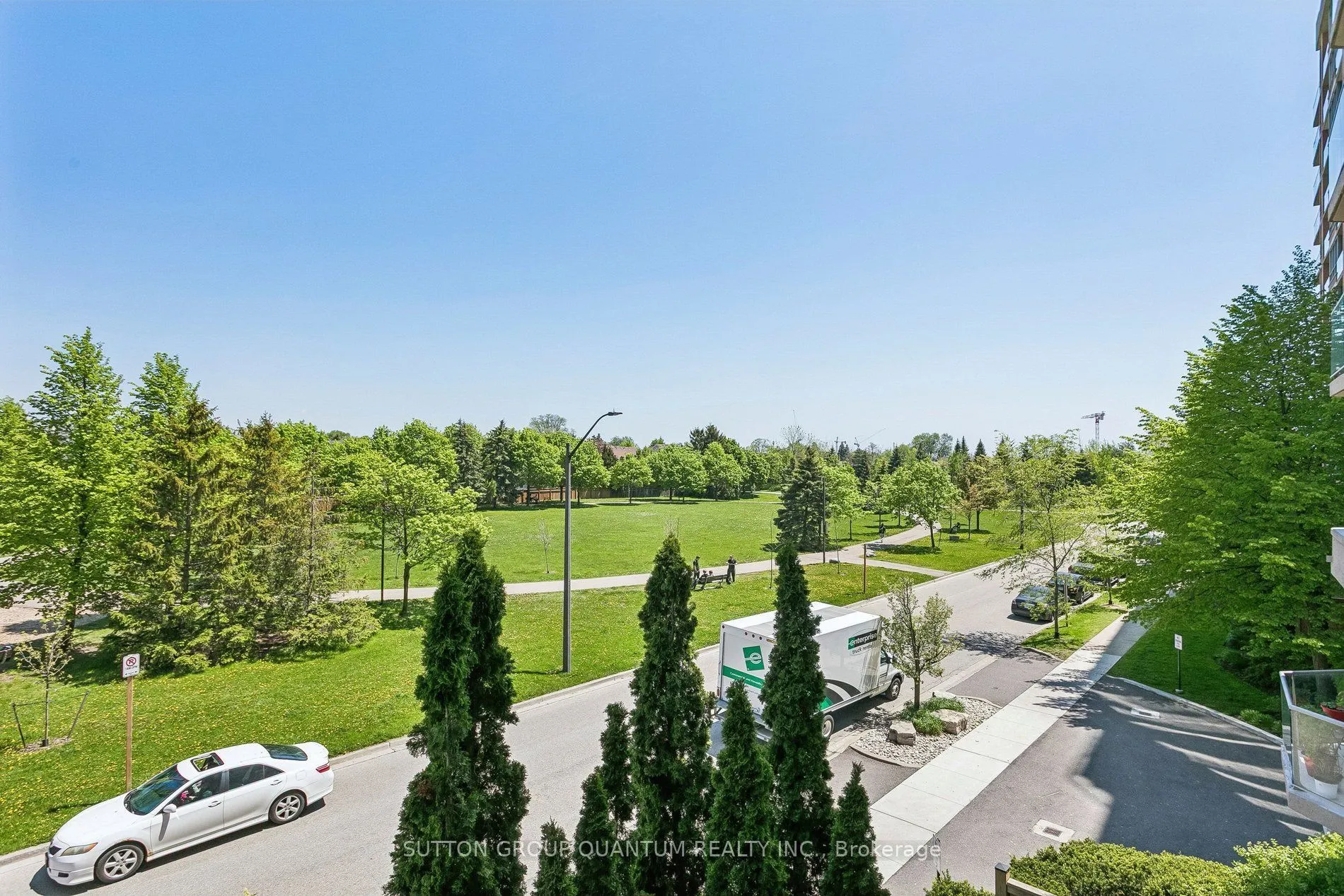 1150 PARKWEST Place #307