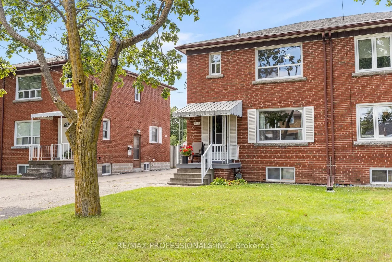 122 Treeview Drive