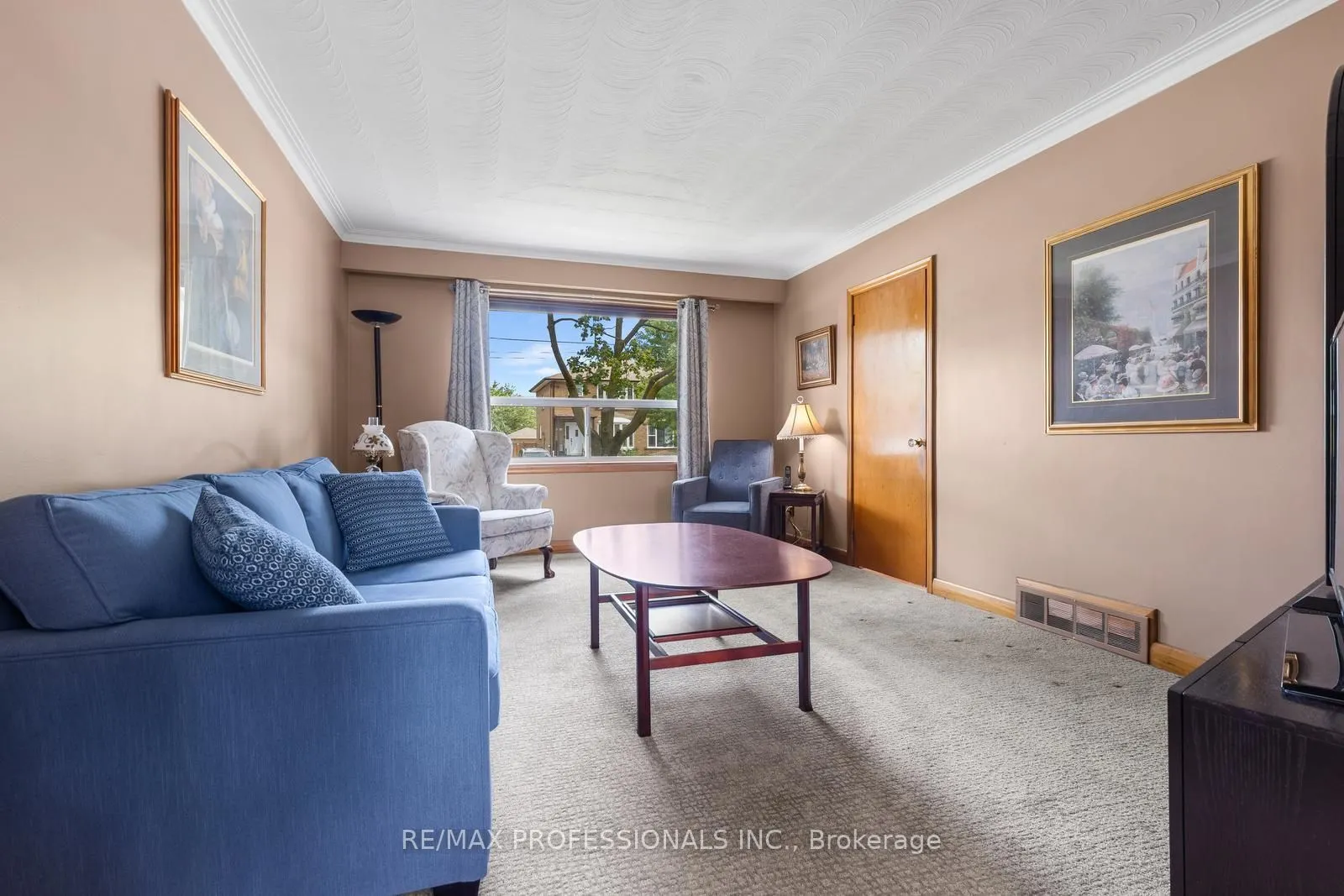 122 Treeview Drive