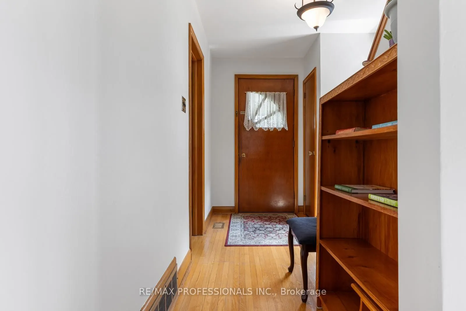 122 Treeview Drive