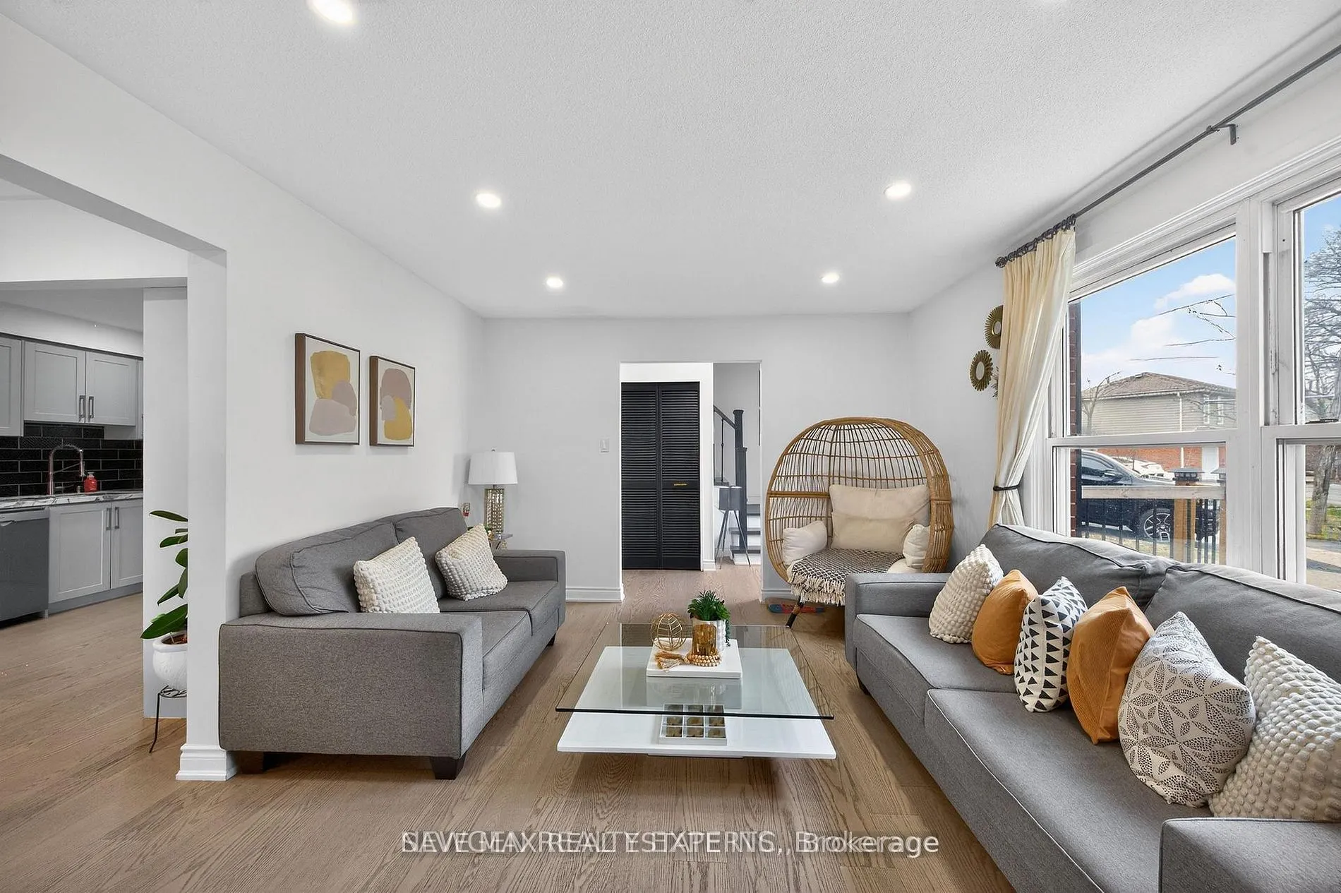 63 FALUDON Drive