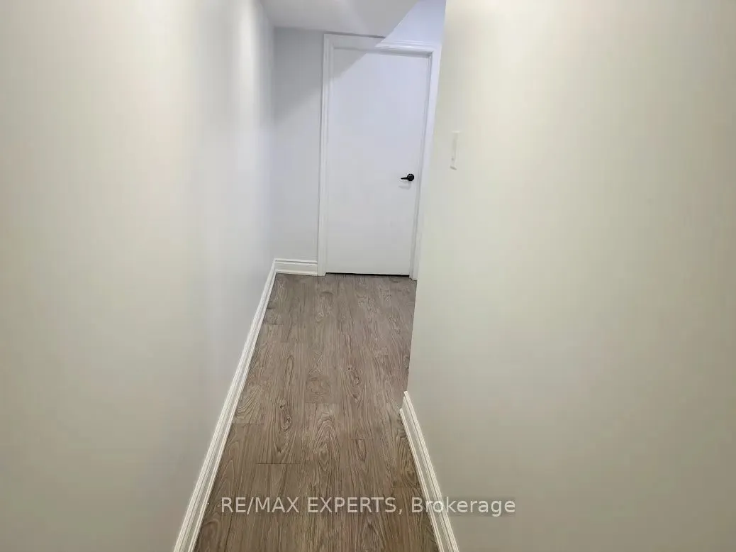 117 Baffin Crescent #2