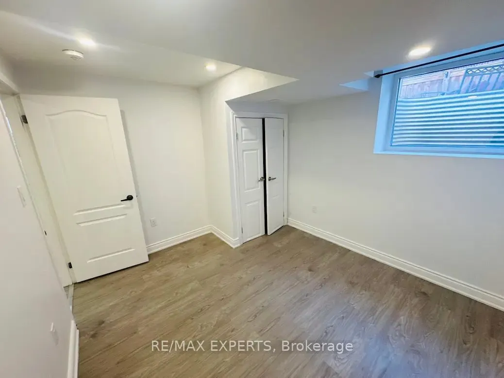 117 Baffin Crescent #2
