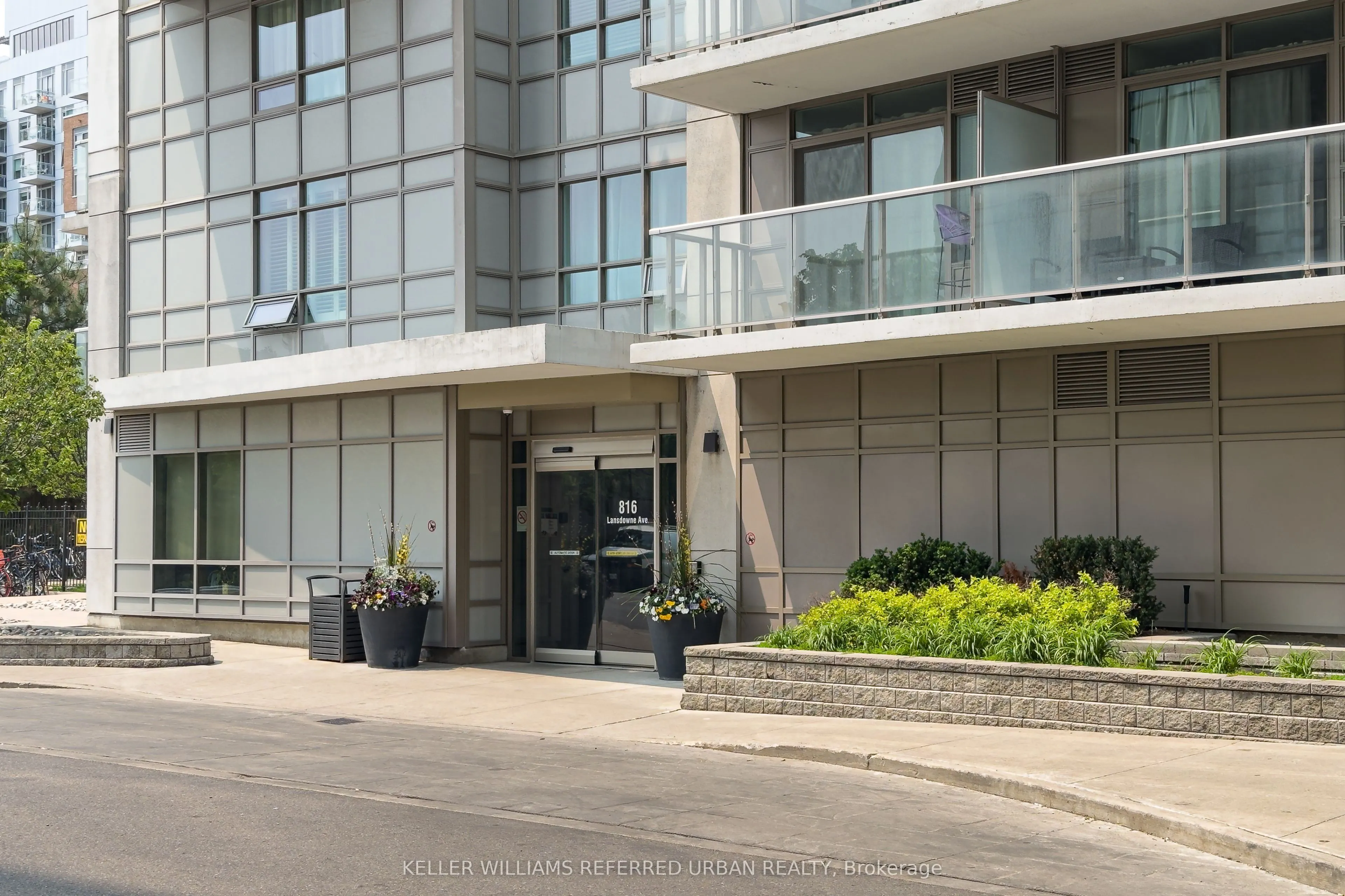 816 Lansdowne Avenue #1014