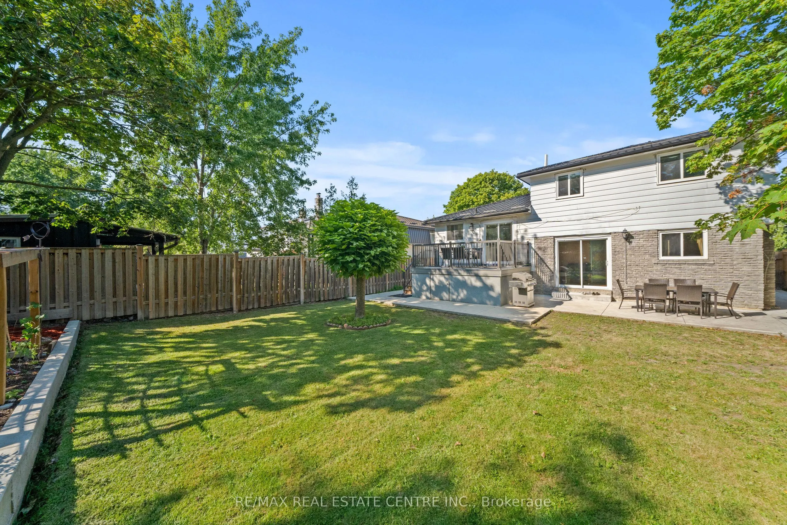 27 Jefferson Road