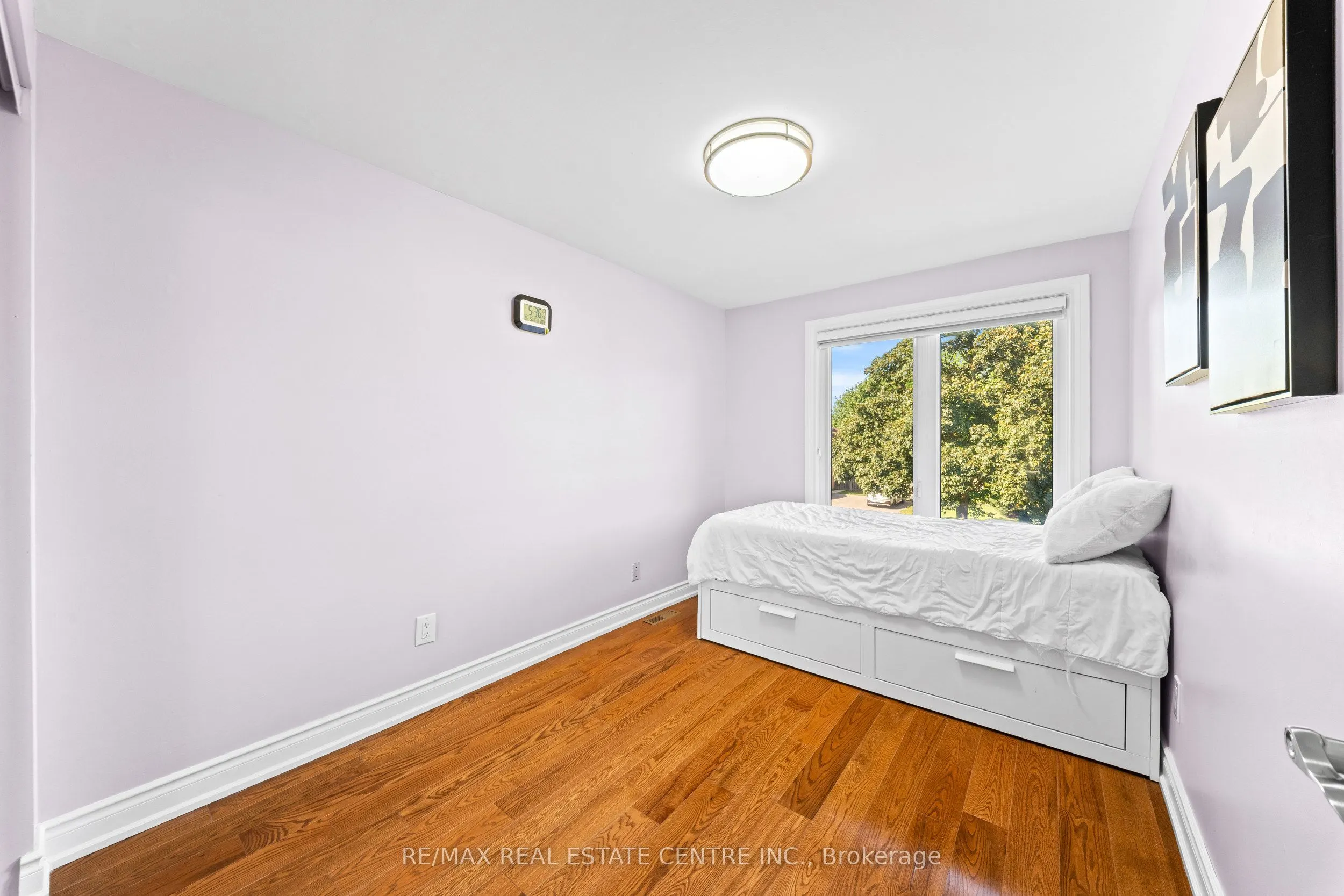 27 Jefferson Road