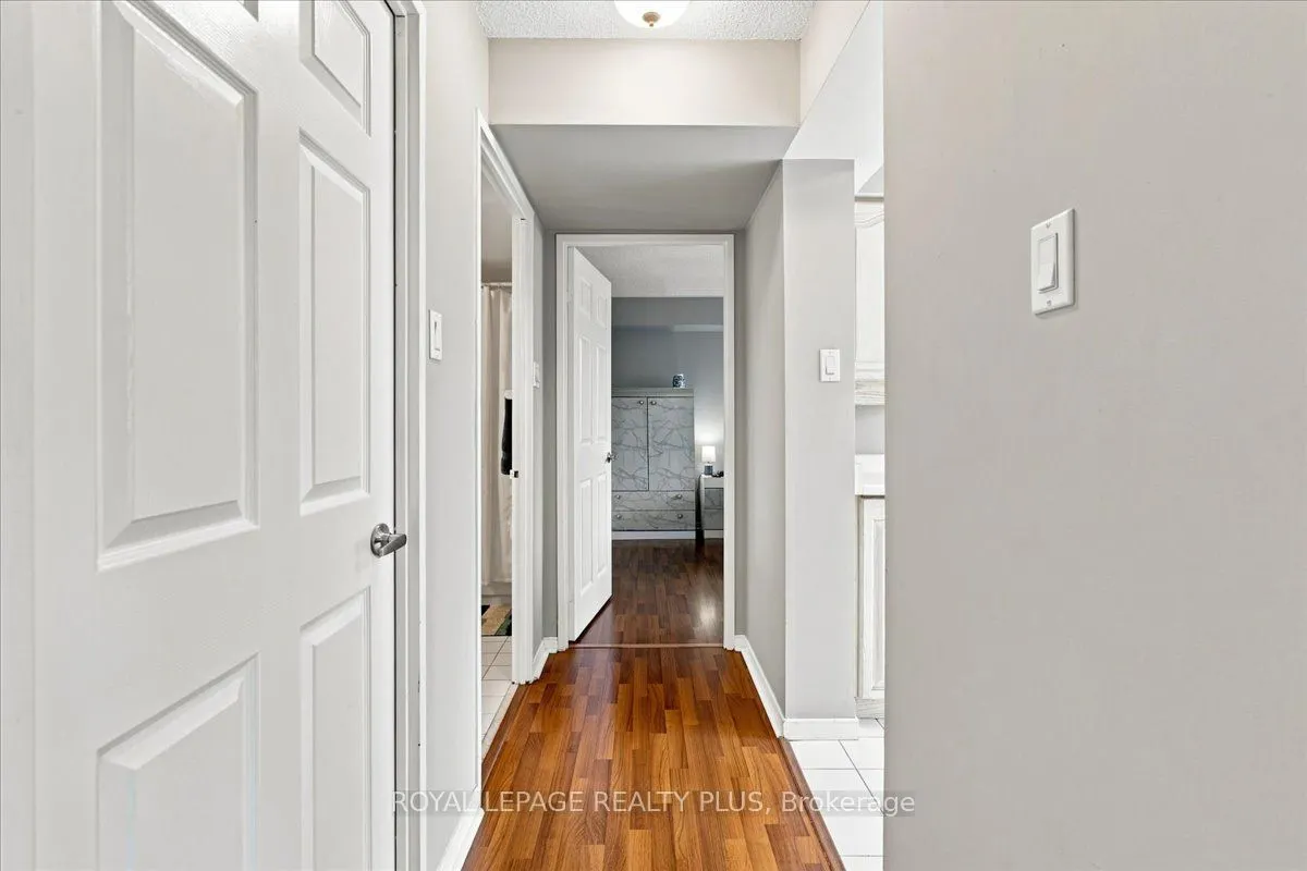 350 Rathburn Road W #701