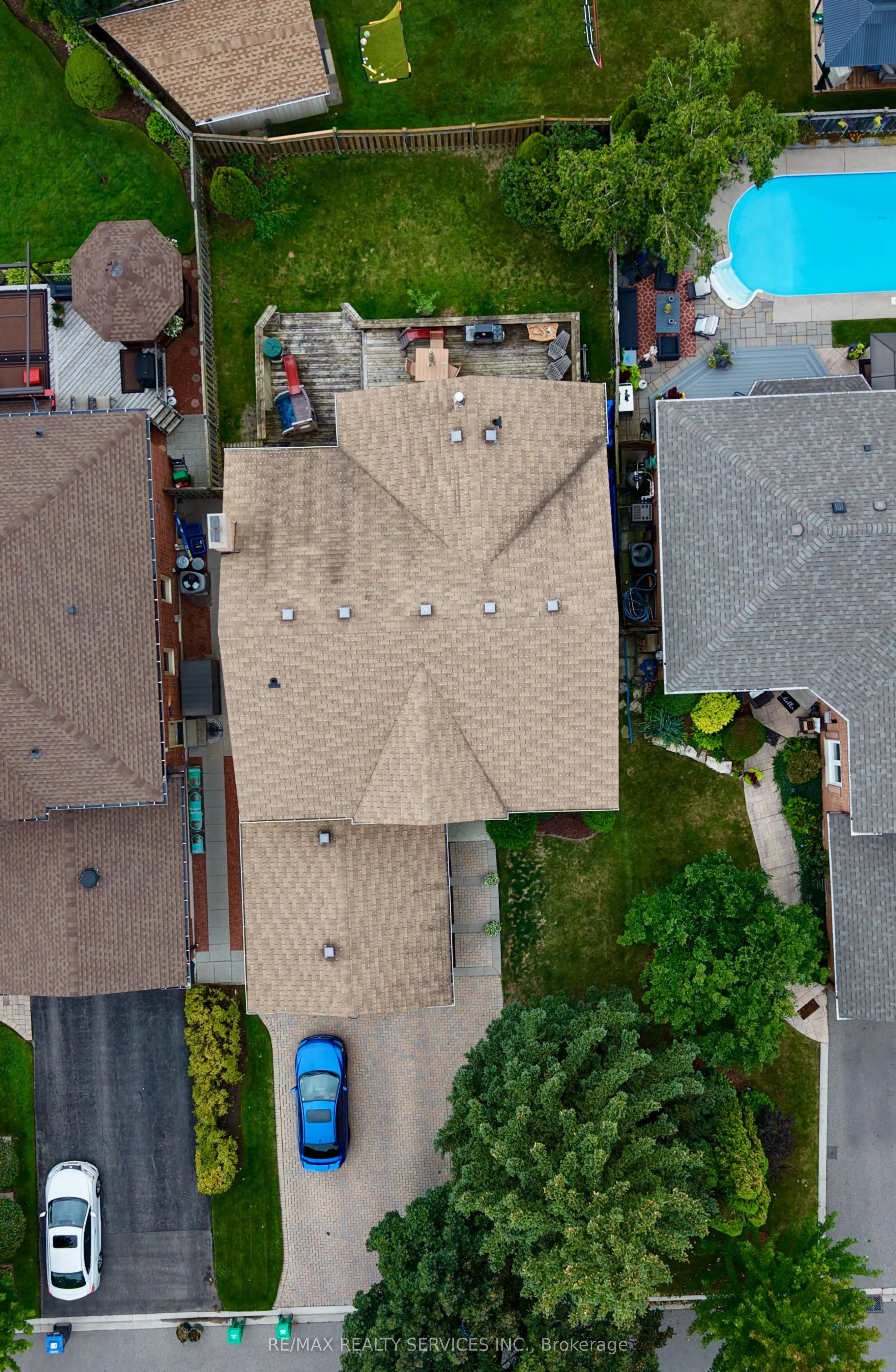 3975 Seebring Crescent