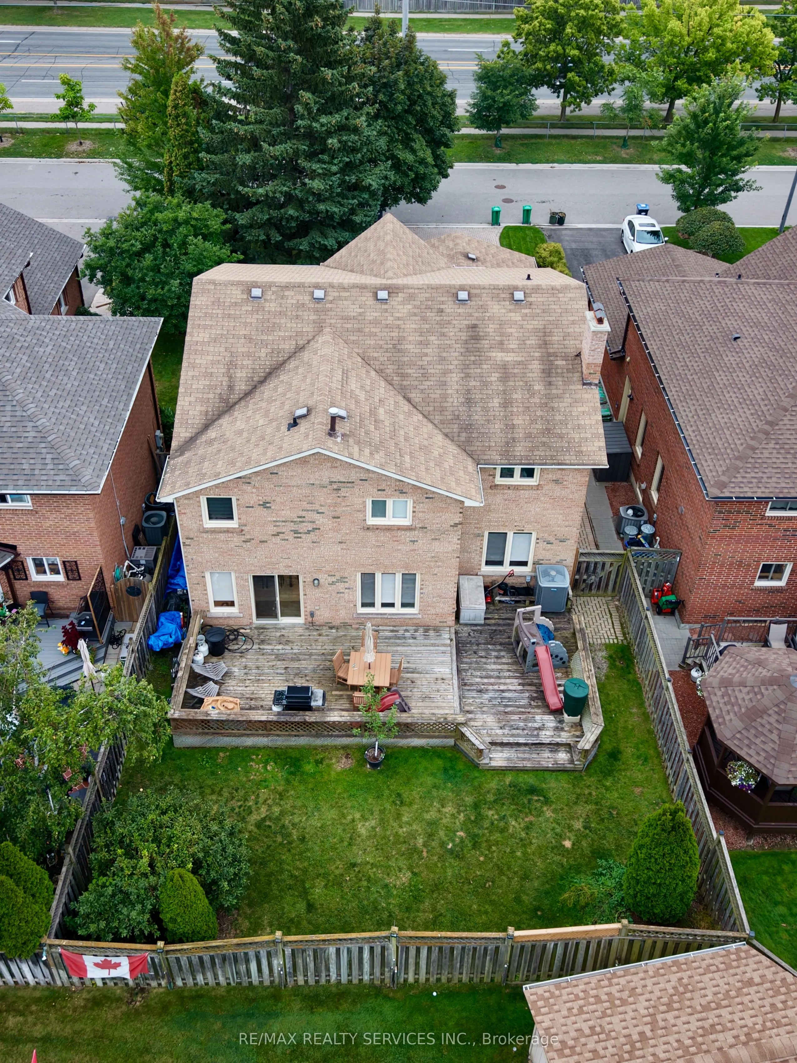3975 Seebring Crescent