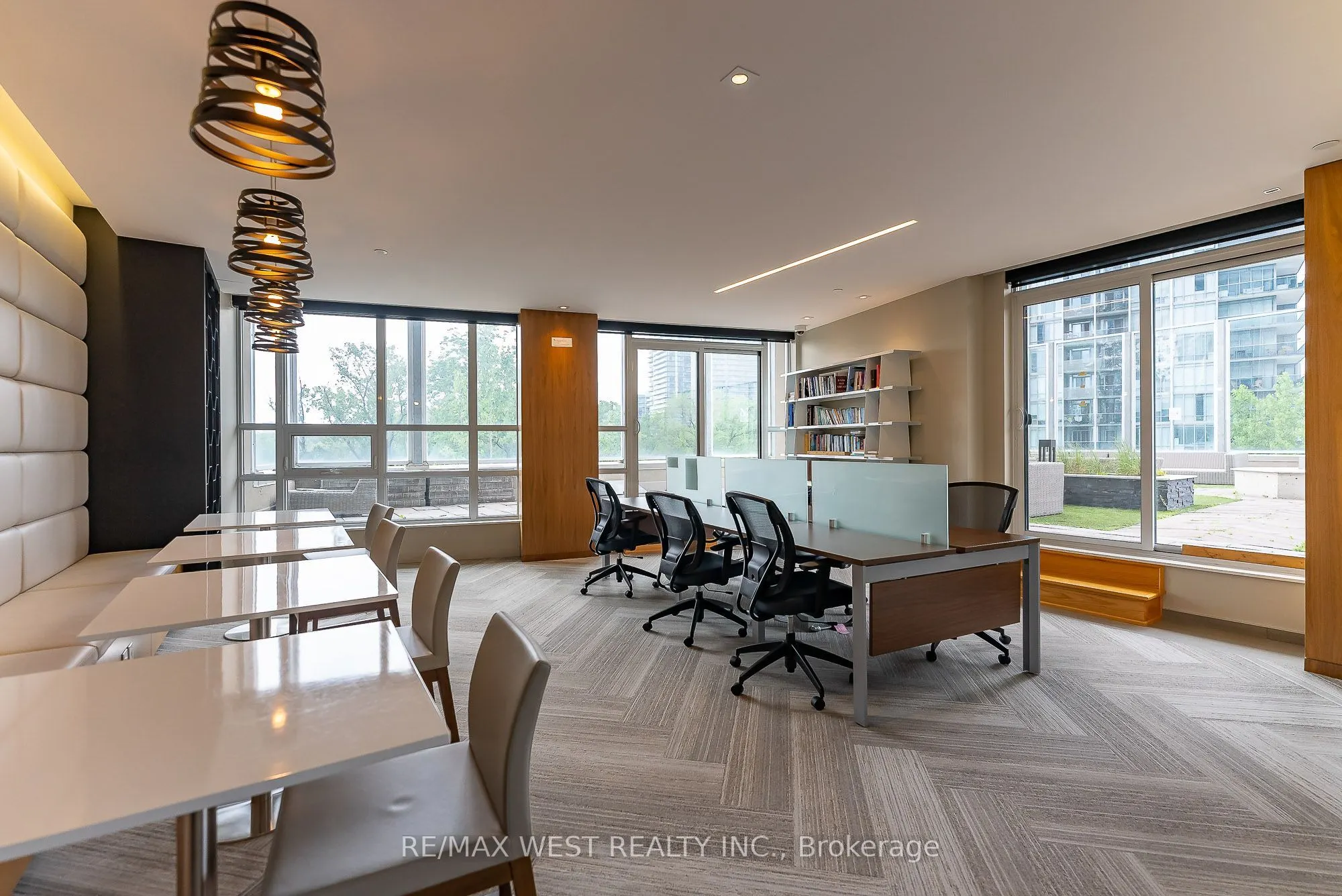 36 Park Lawn Road #2107