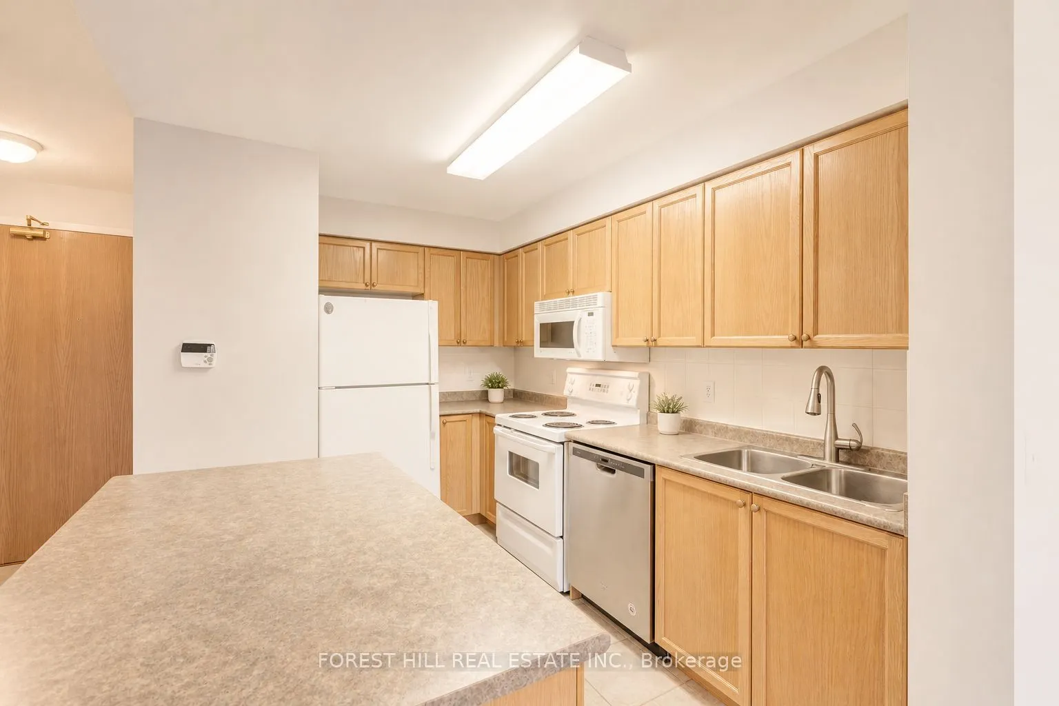 17 Michael Power Place #709