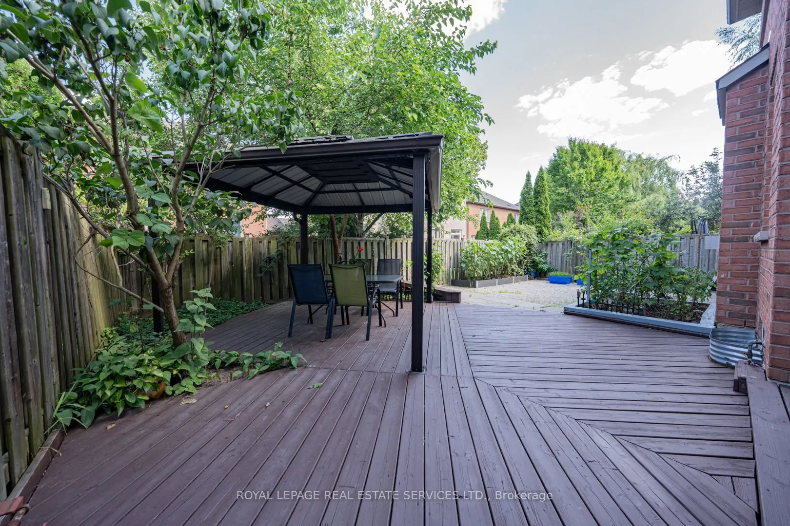 3368 Raspberry Bush Trail