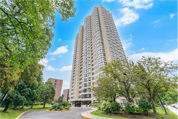 8 Lisa Street
