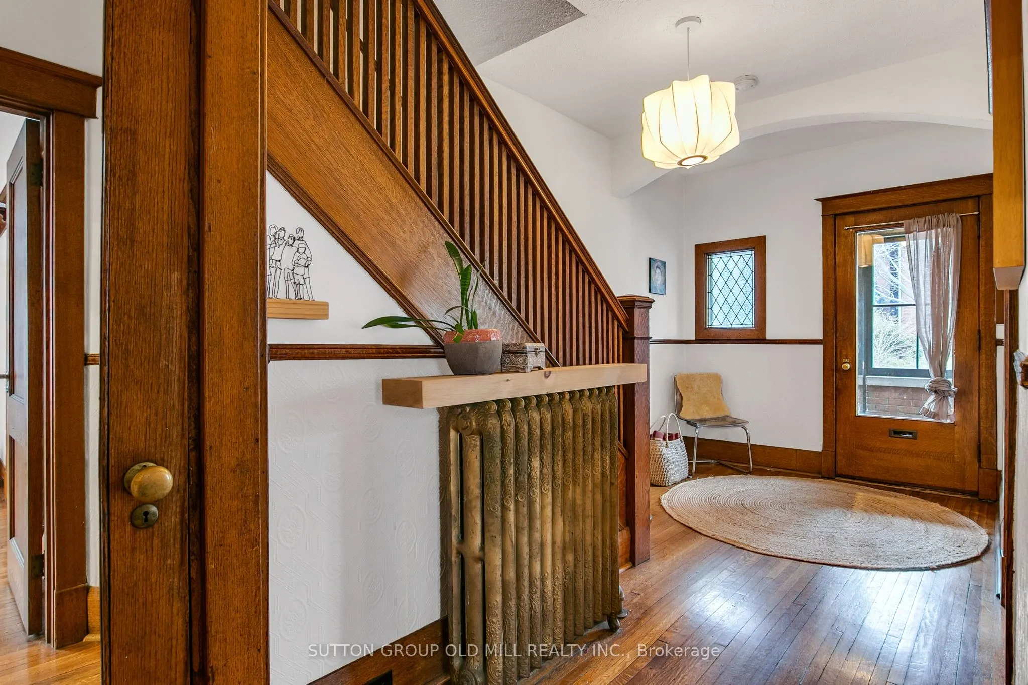 1 Algonquin Avenue