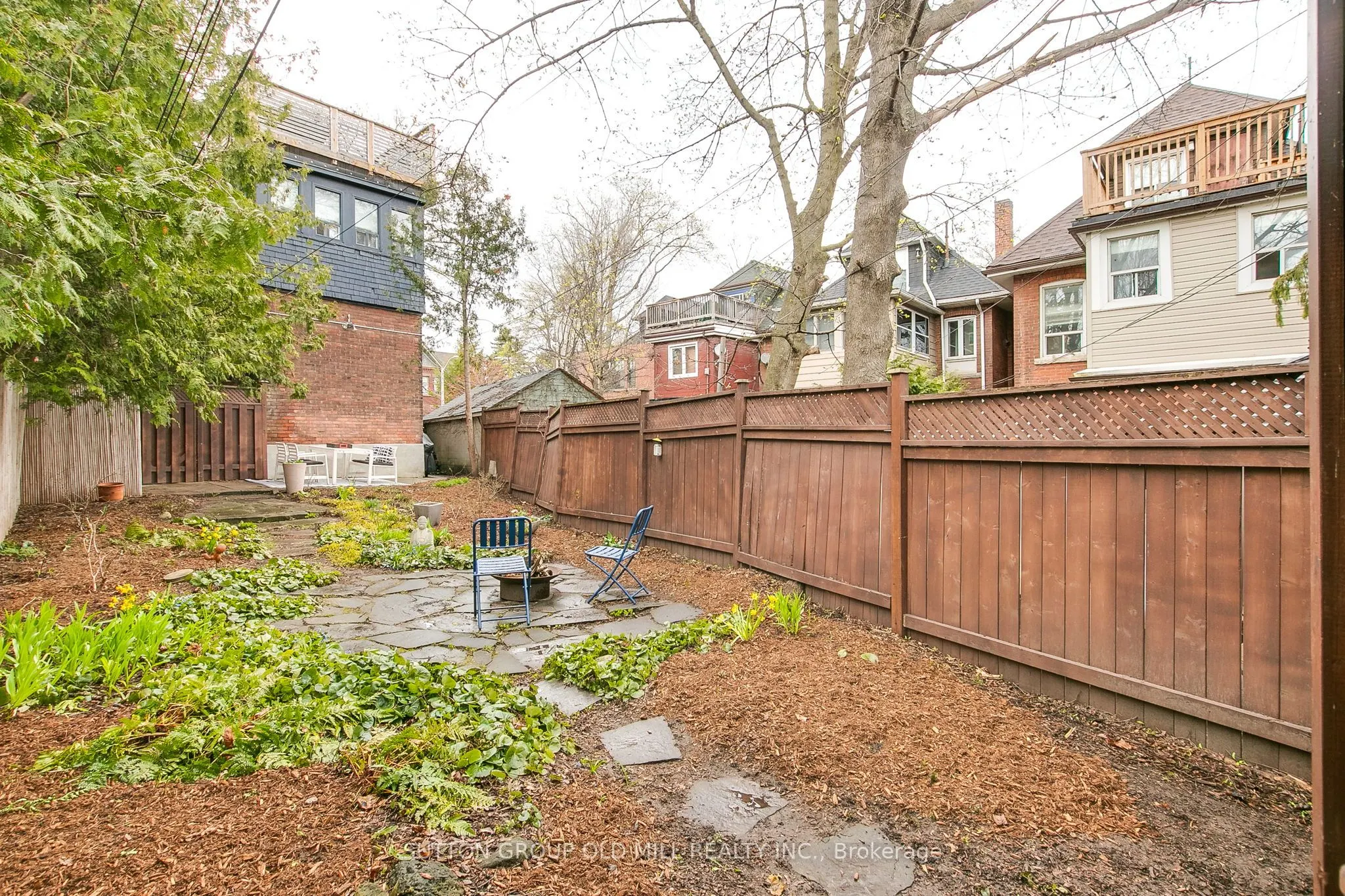 1 Algonquin Avenue