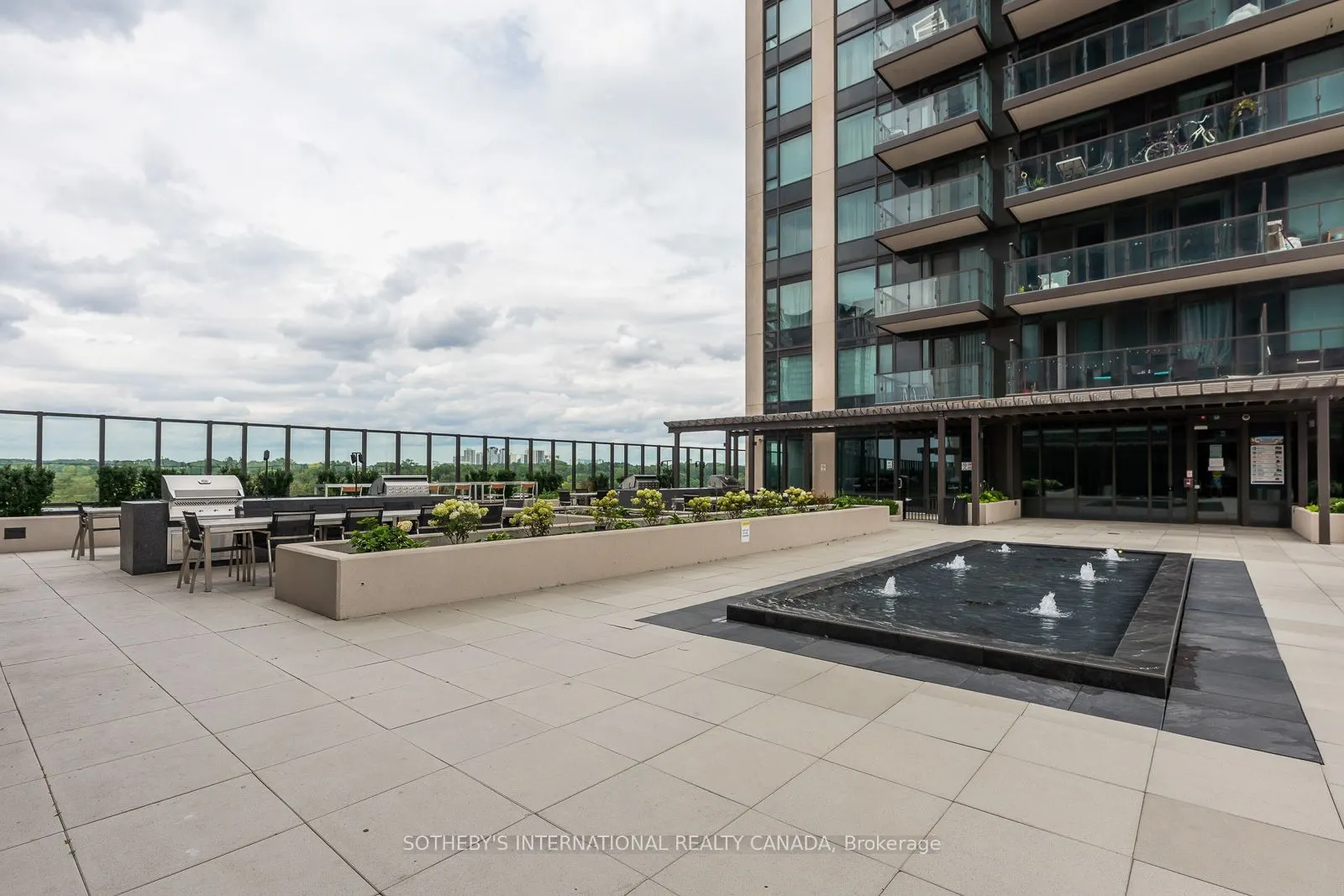 1928 Lake Shore Boulevard W #3906