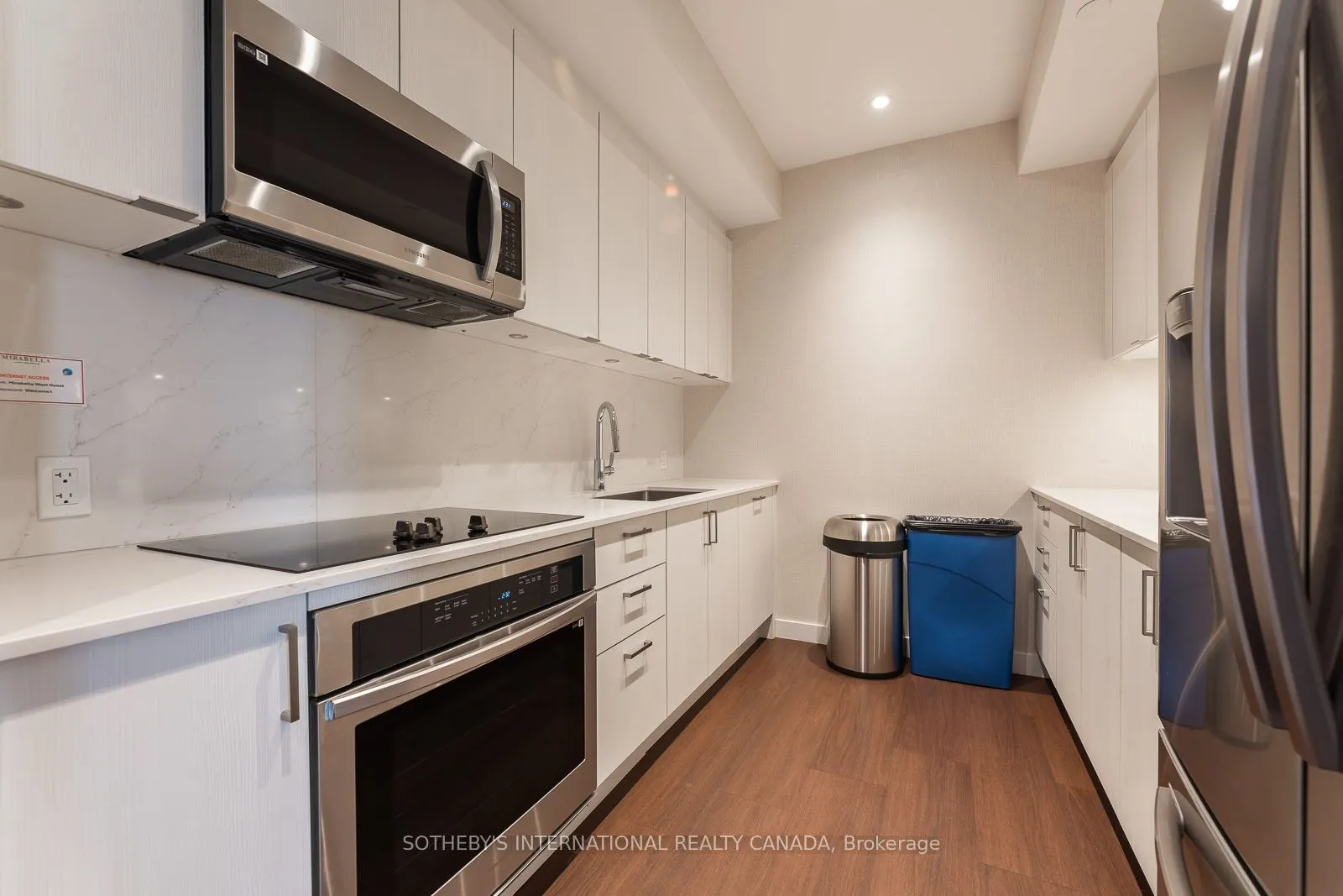 1928 Lake Shore Boulevard W #3906