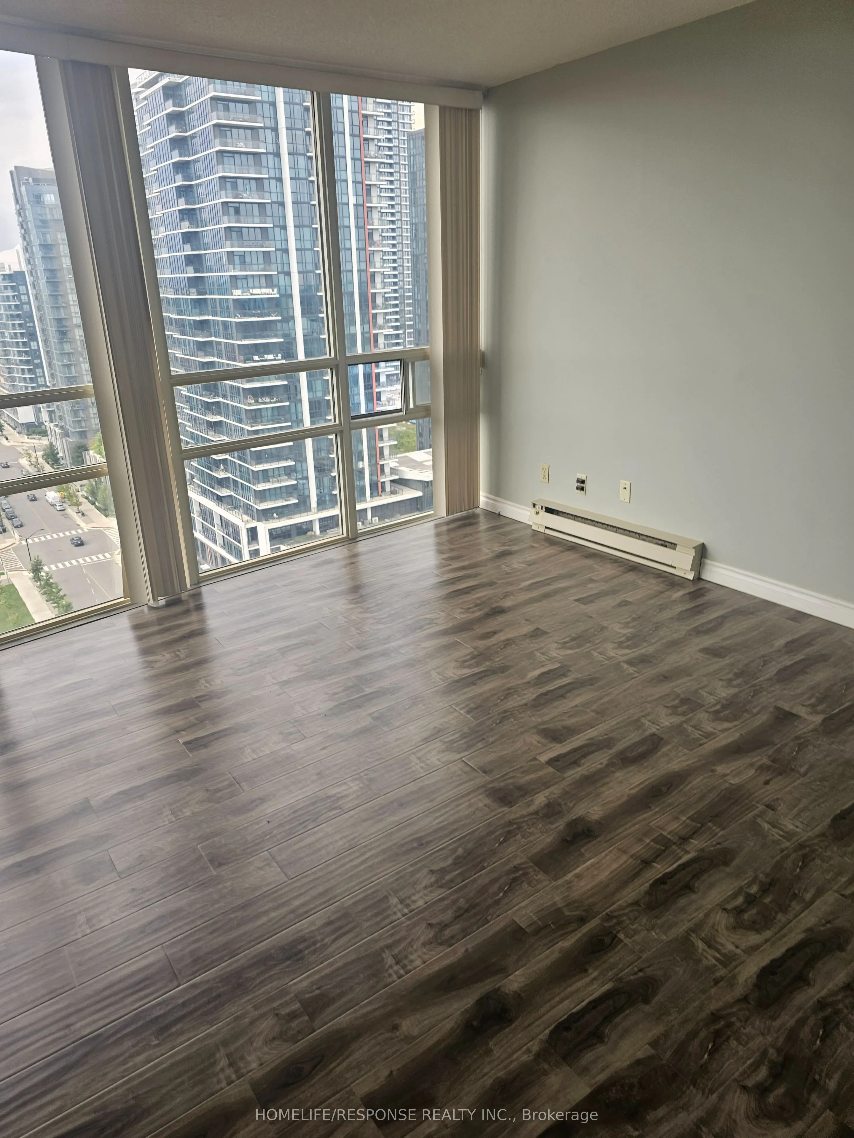50 EGLINTON Avenue W #2010