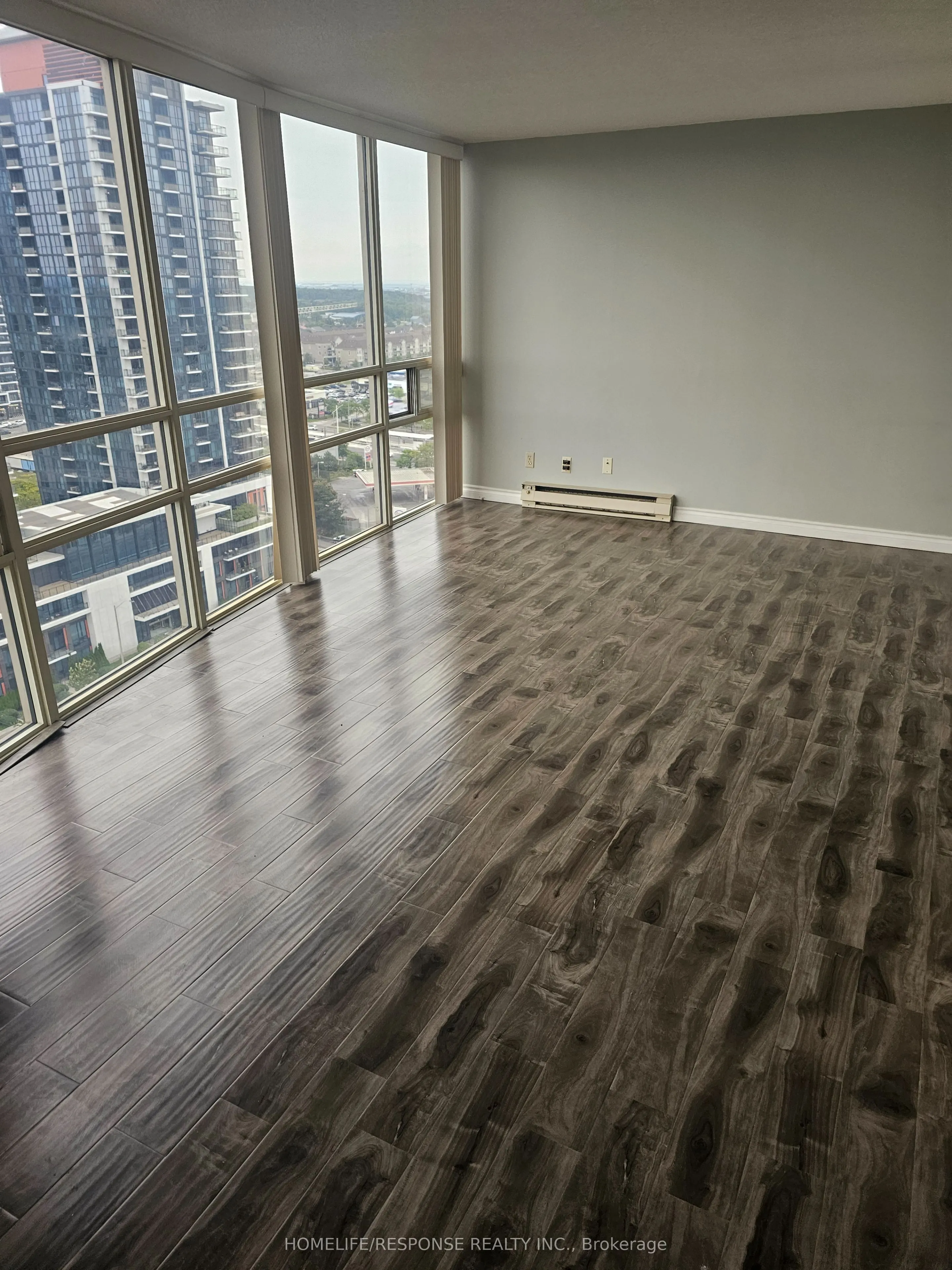 50 EGLINTON Avenue W #2010