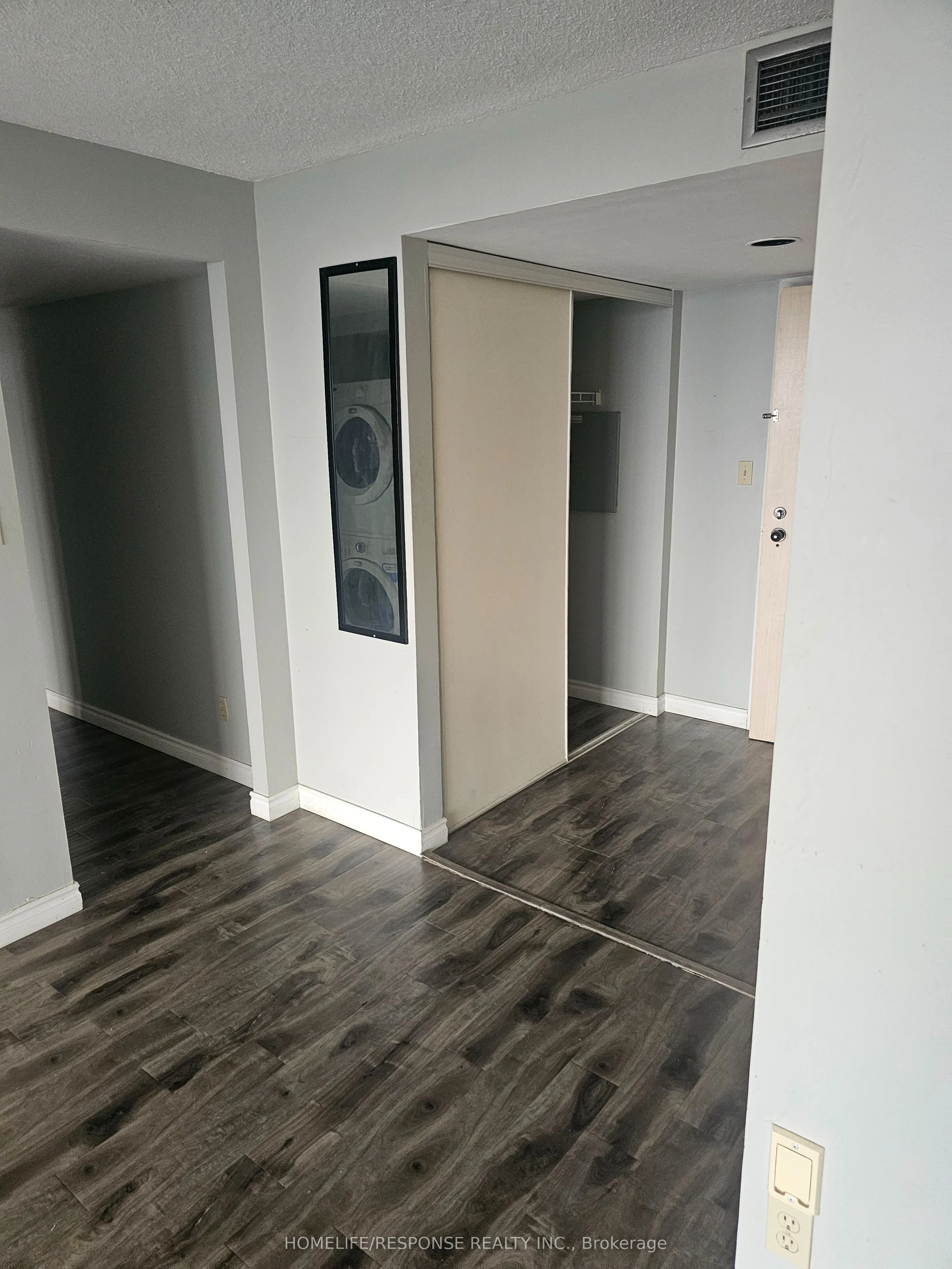 50 EGLINTON Avenue W #2010