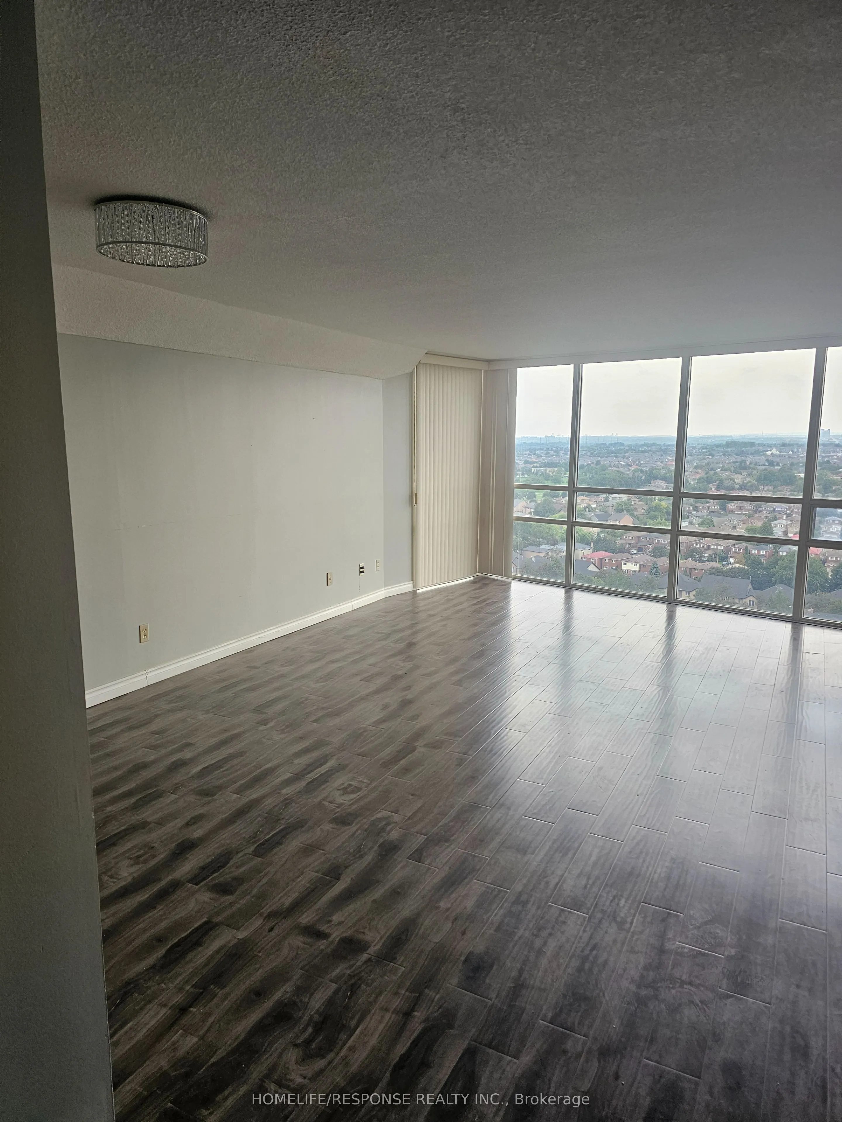 50 EGLINTON Avenue W #2010