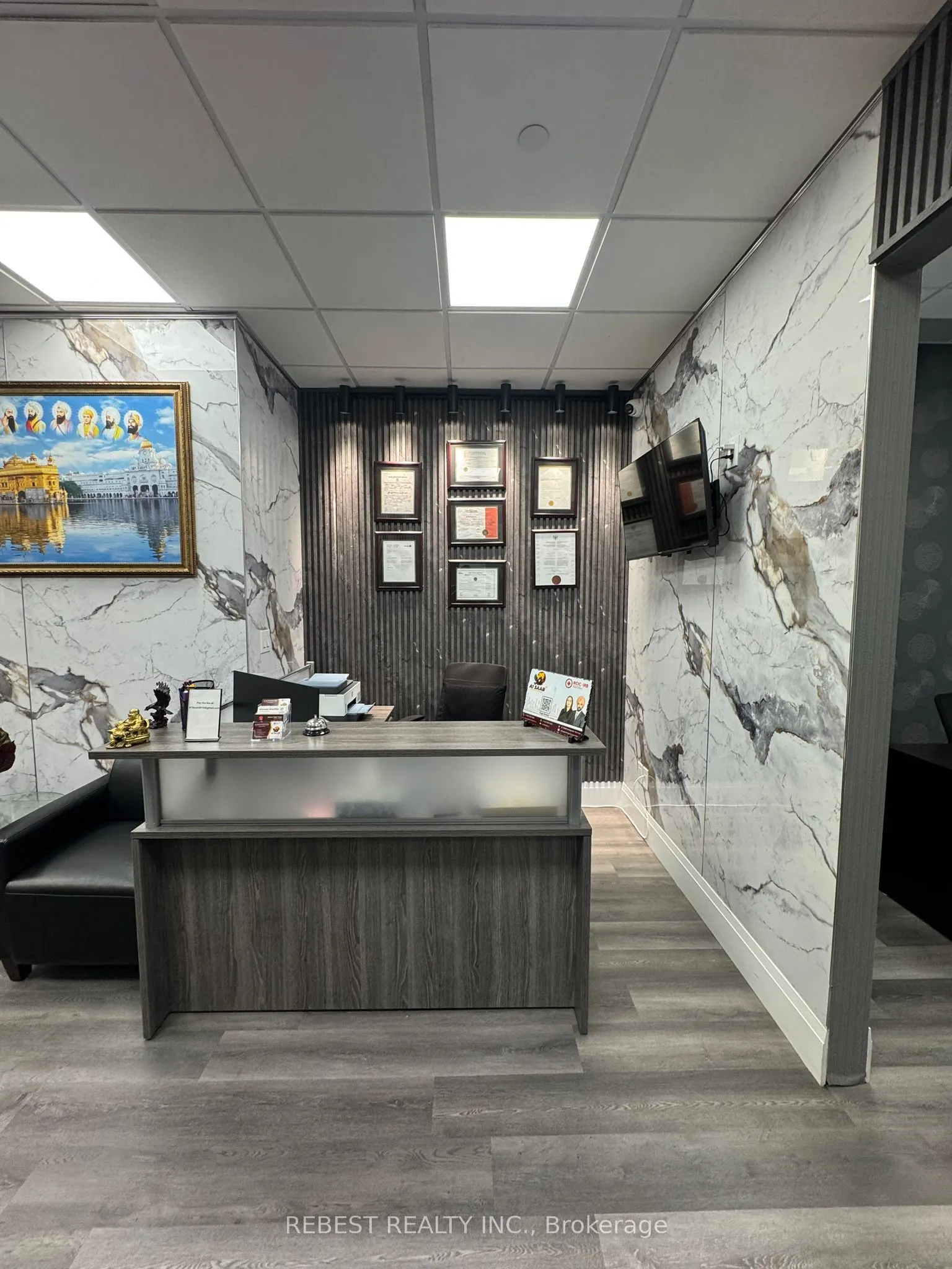 5 Brisdale Drive #206