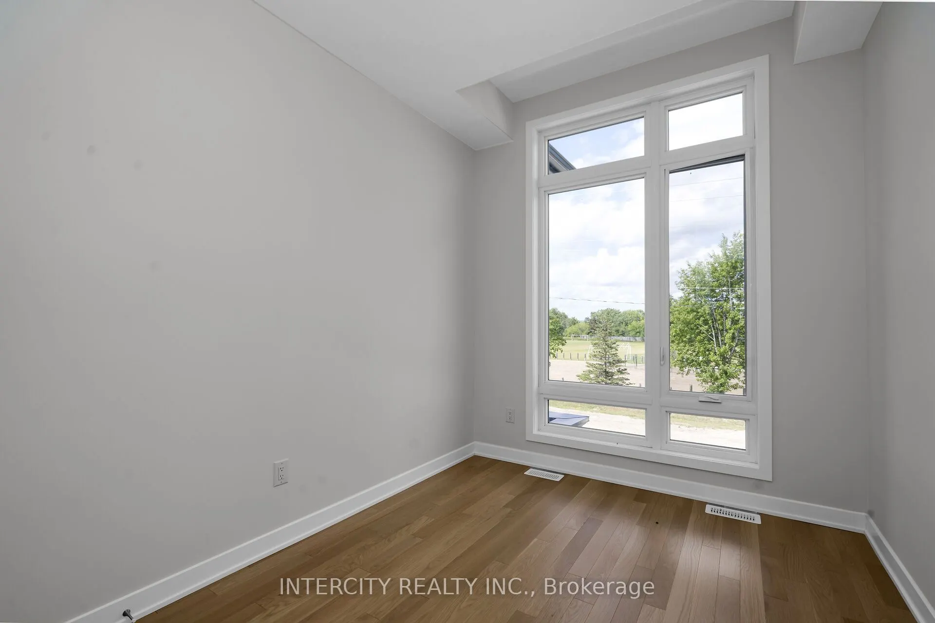 604 Glasgow Road #18-90
