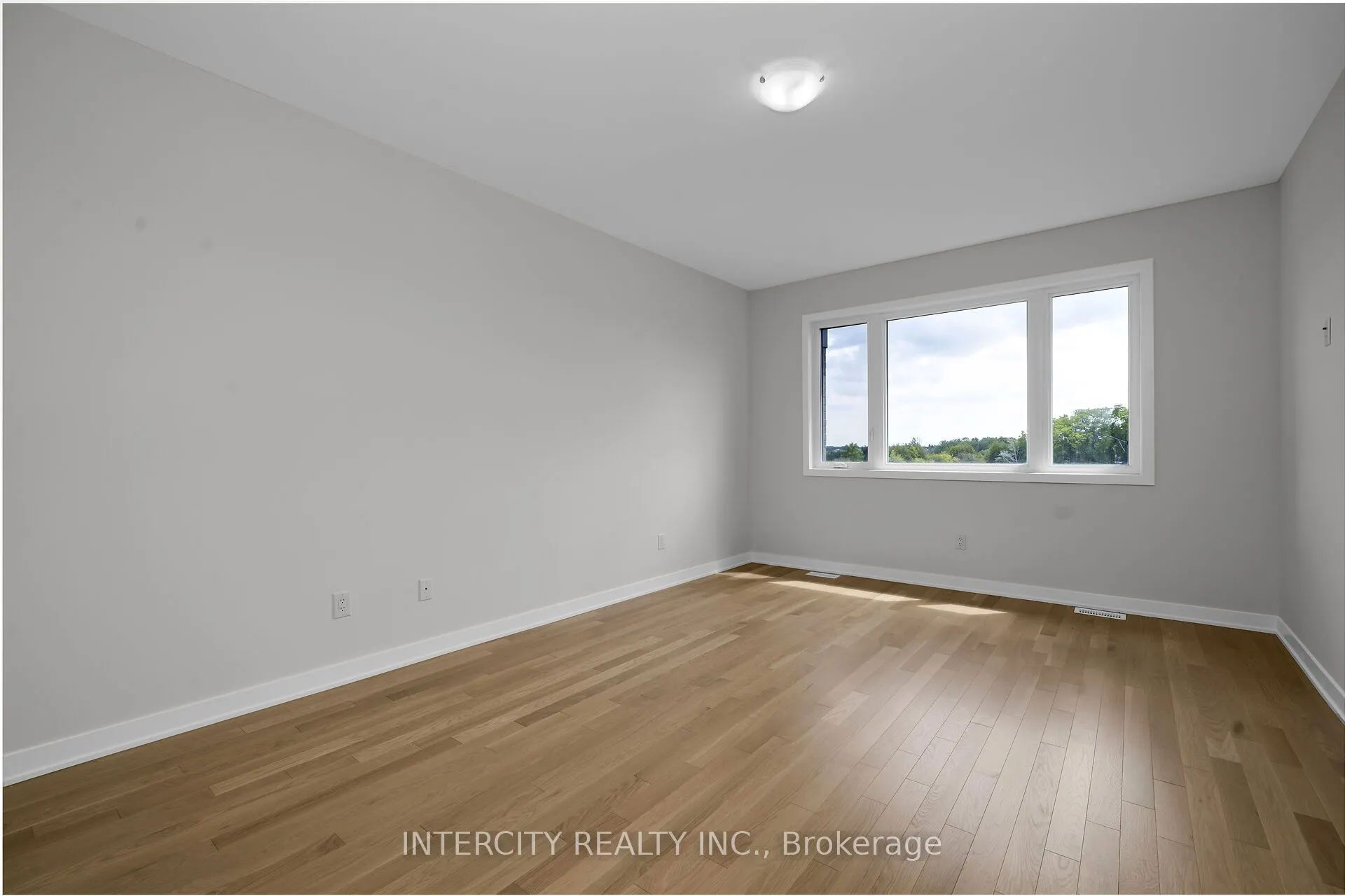604 Glasgow Road #18-90