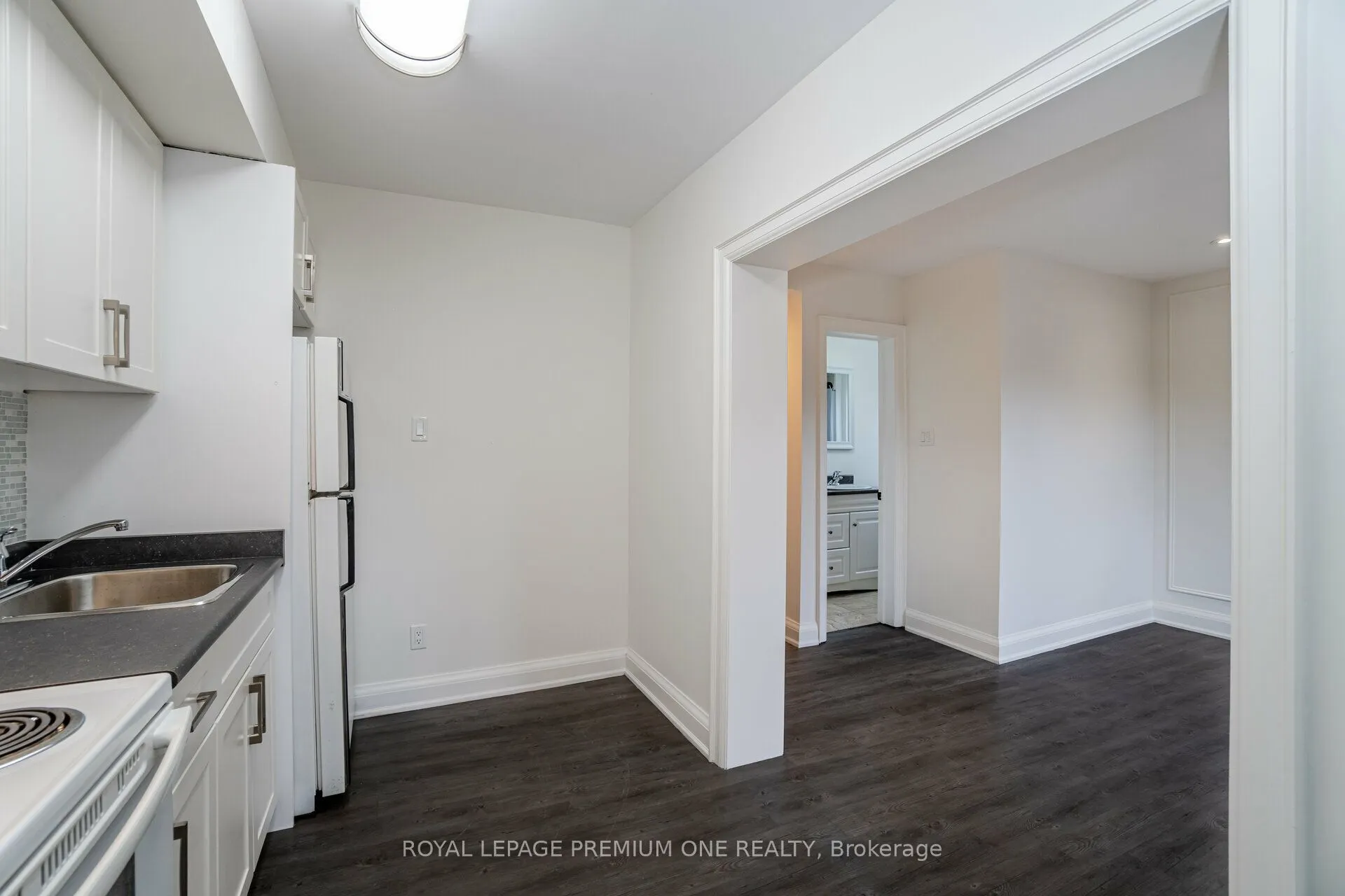 49 Gulfstream Road E