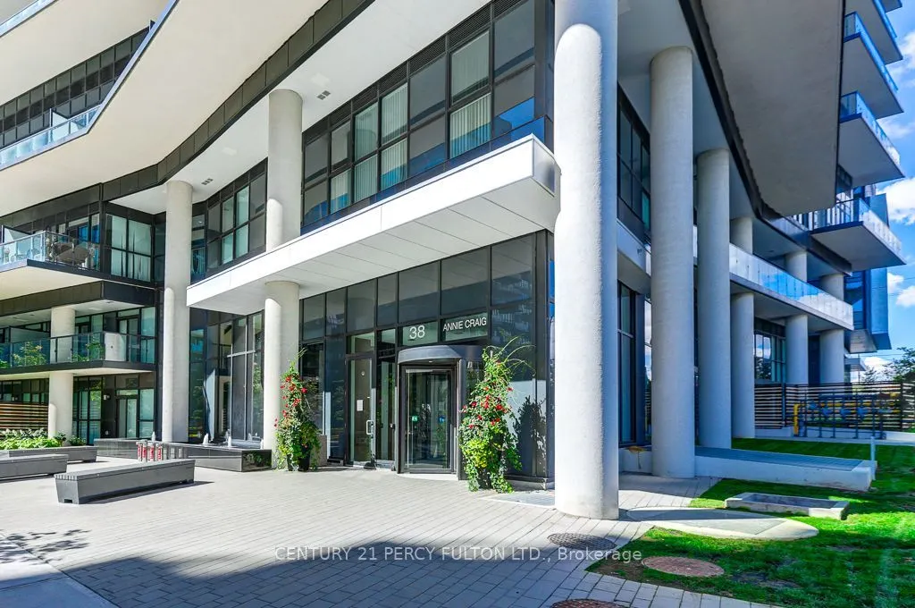 38 Annie Craig Drive #1110