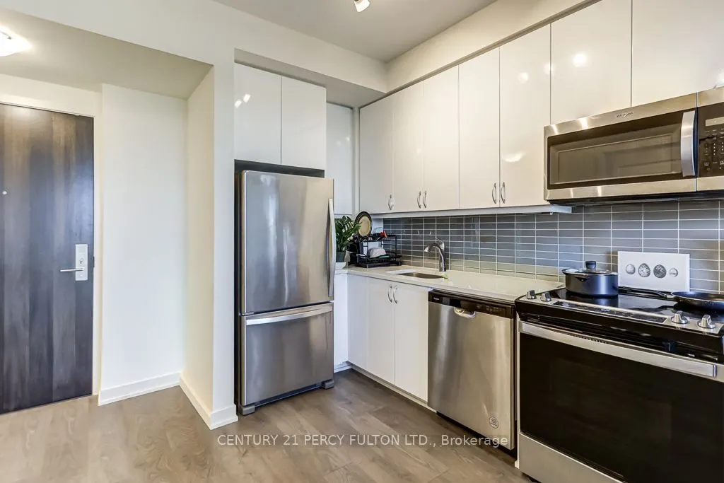 38 Annie Craig Drive #1110