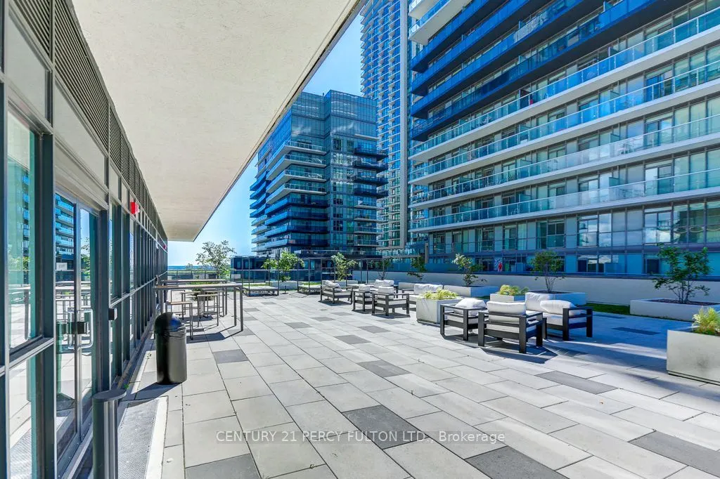38 Annie Craig Drive #1110