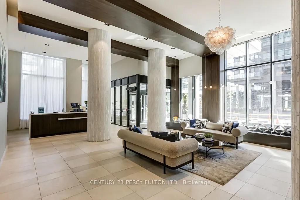38 Annie Craig Drive #1110