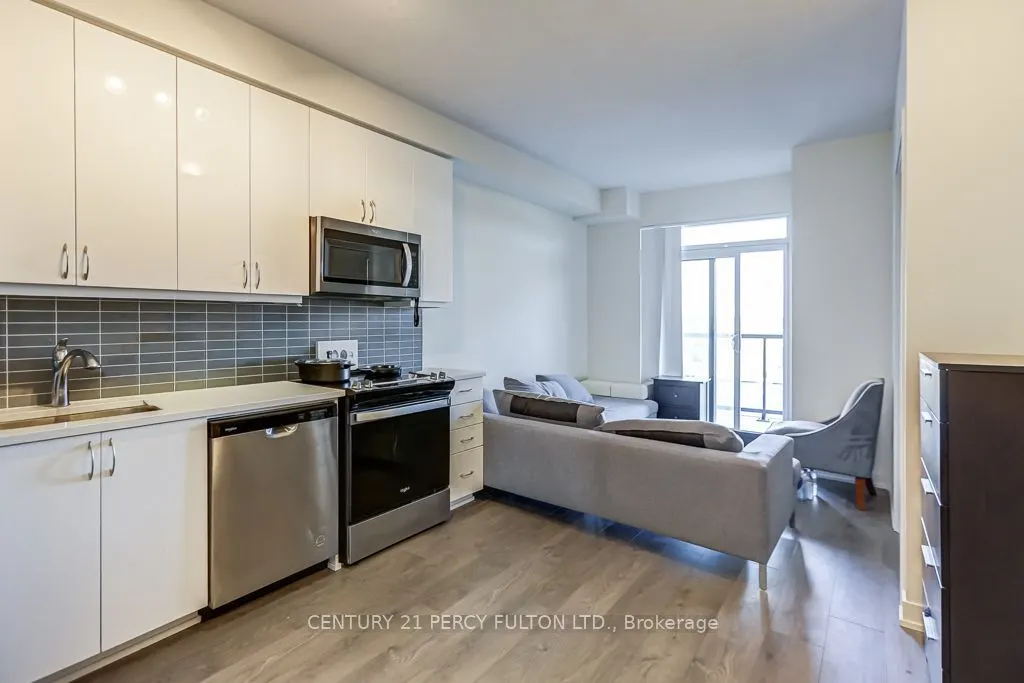 38 Annie Craig Drive #1110