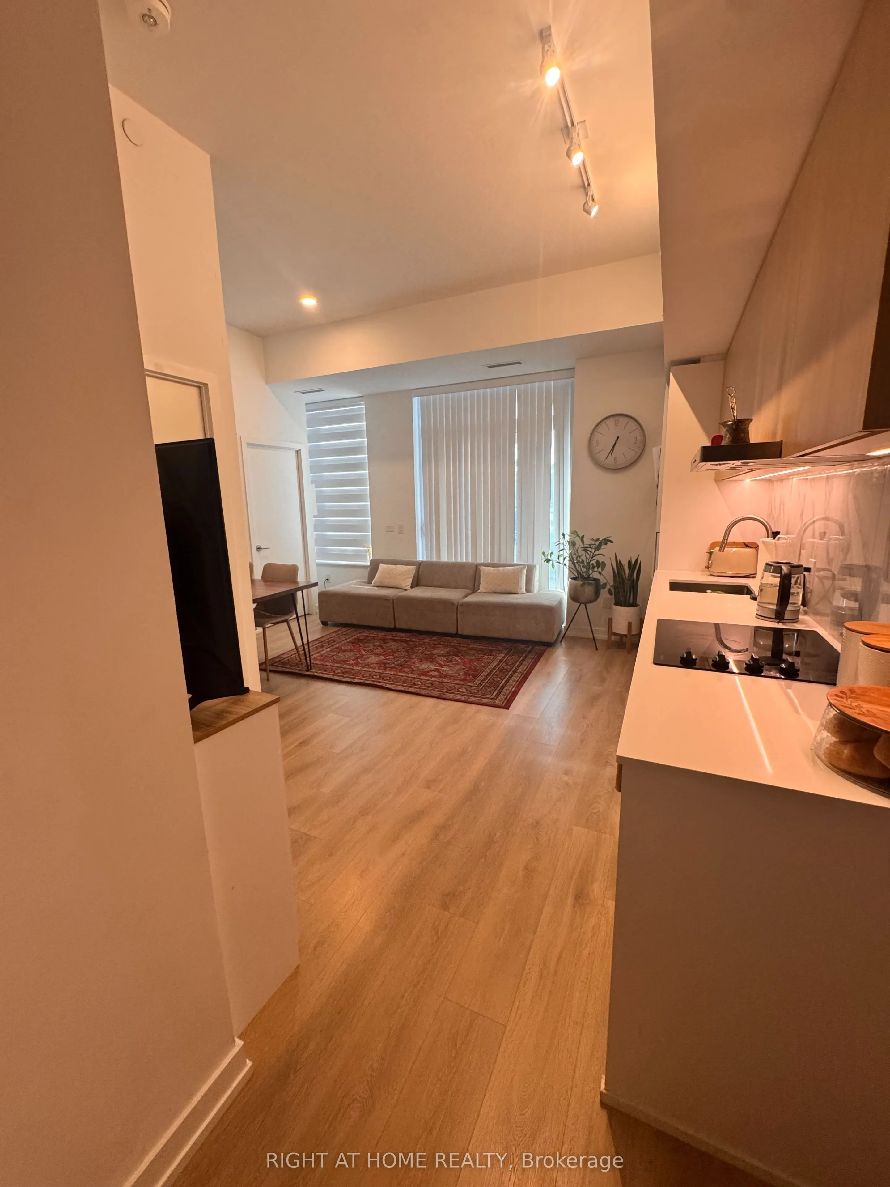 1100 Sheppard Avenue W #119