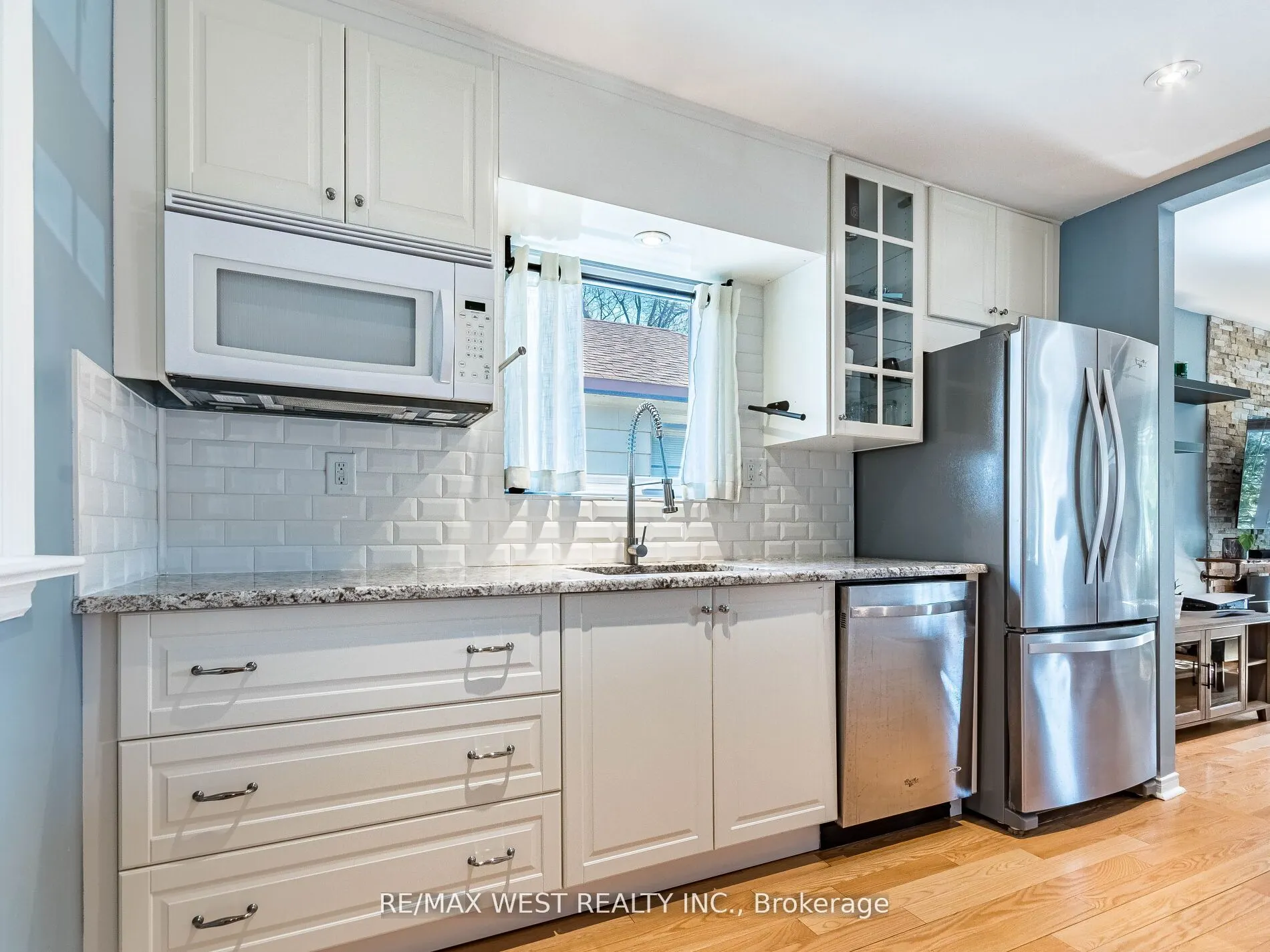 76 Laburnham Avenue