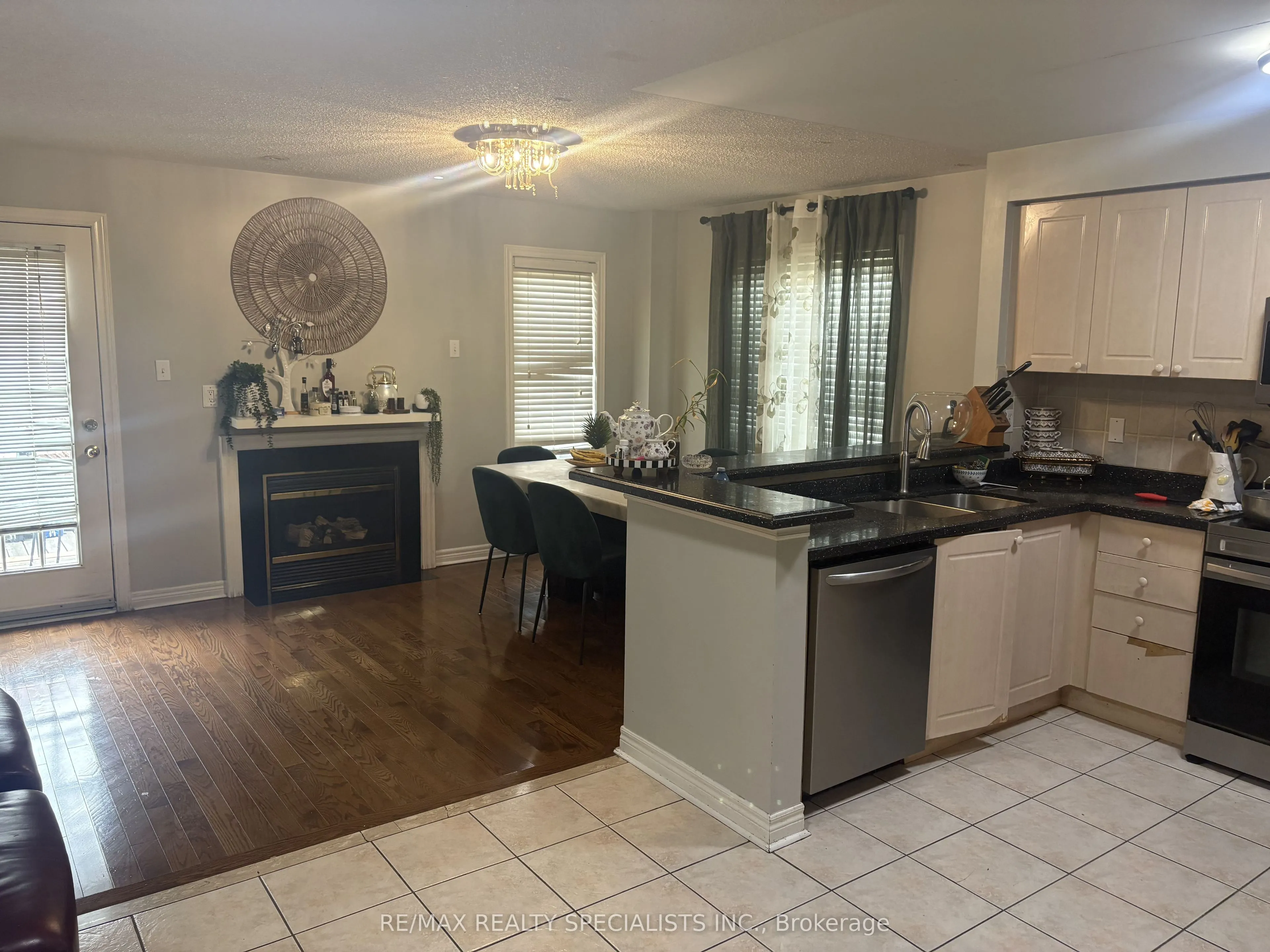 3137 Bentley Drive