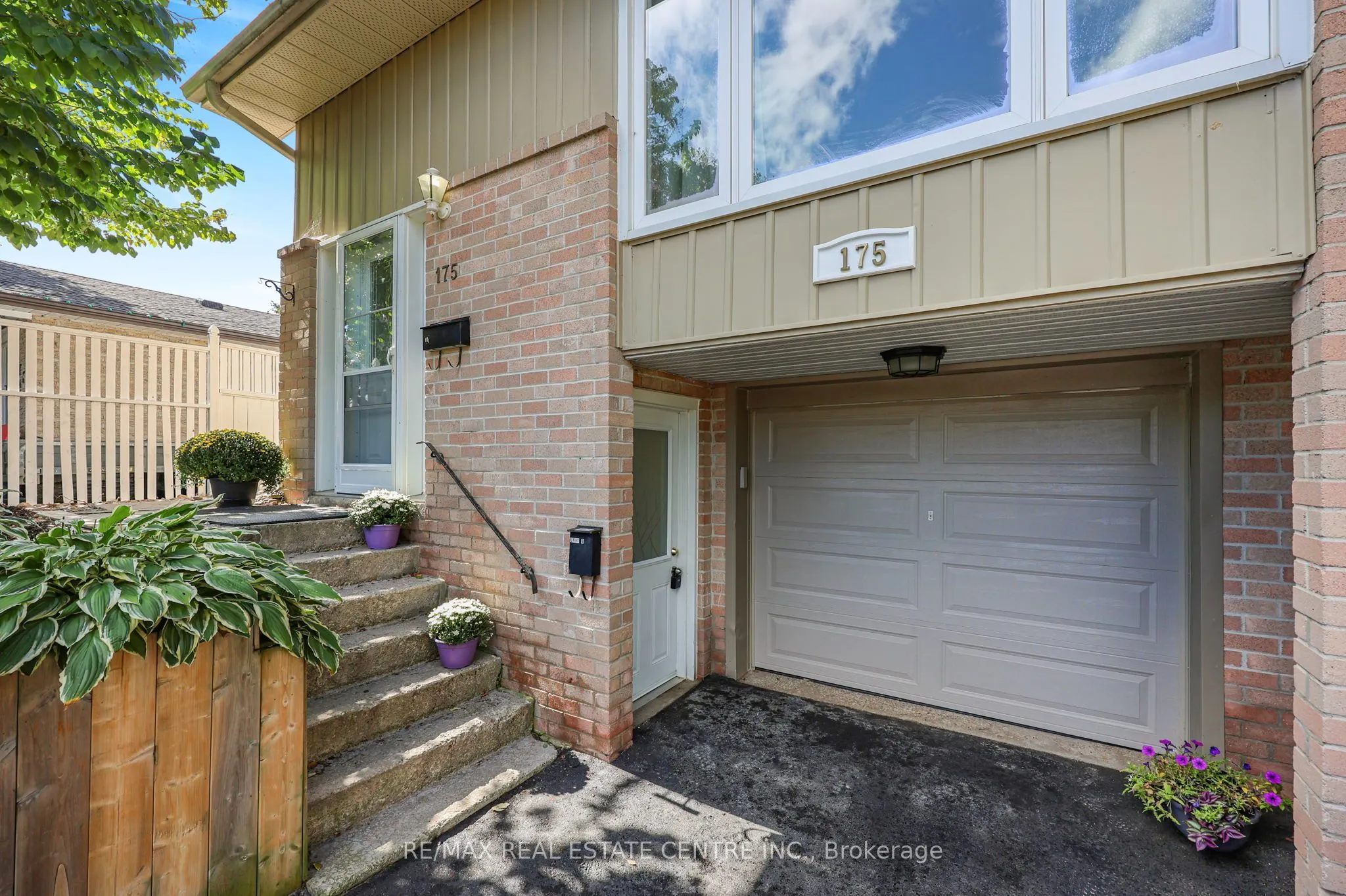 175 Burbank Crescent