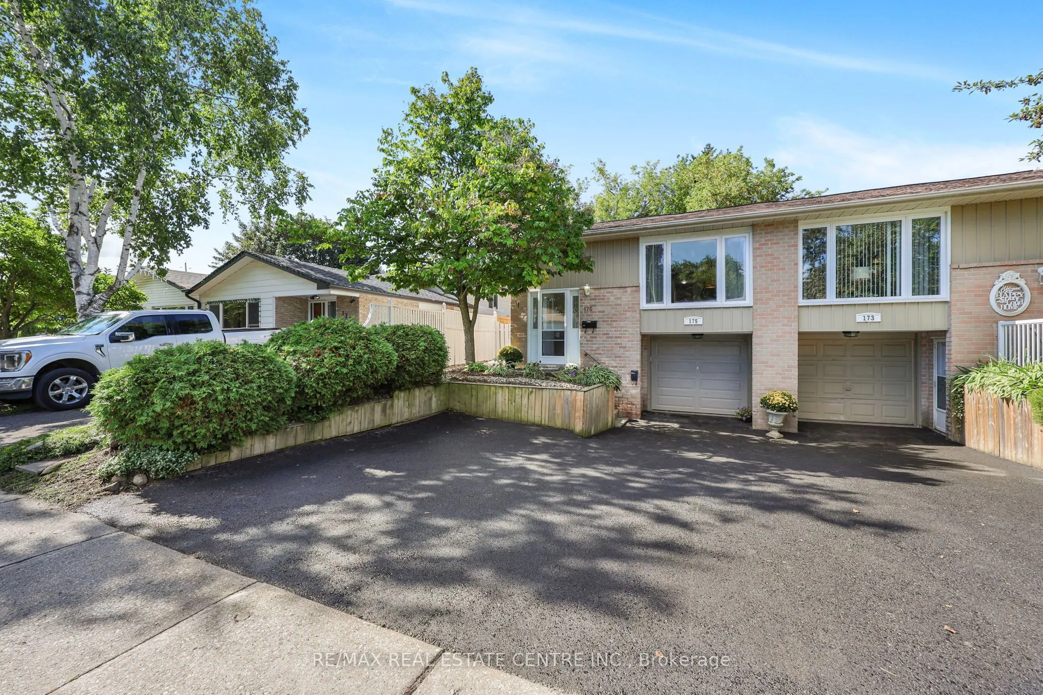 175 Burbank Crescent