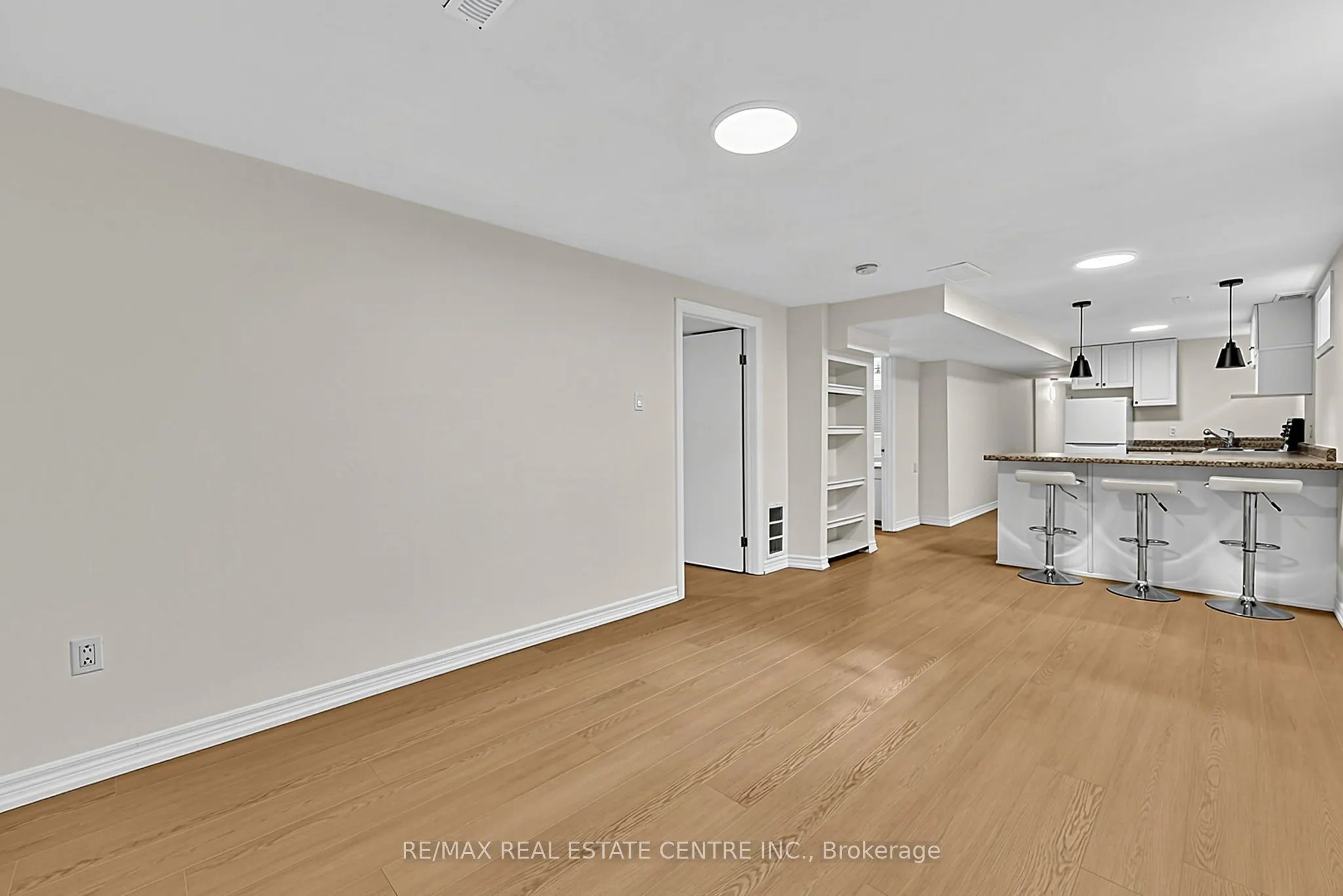 175 Burbank Crescent