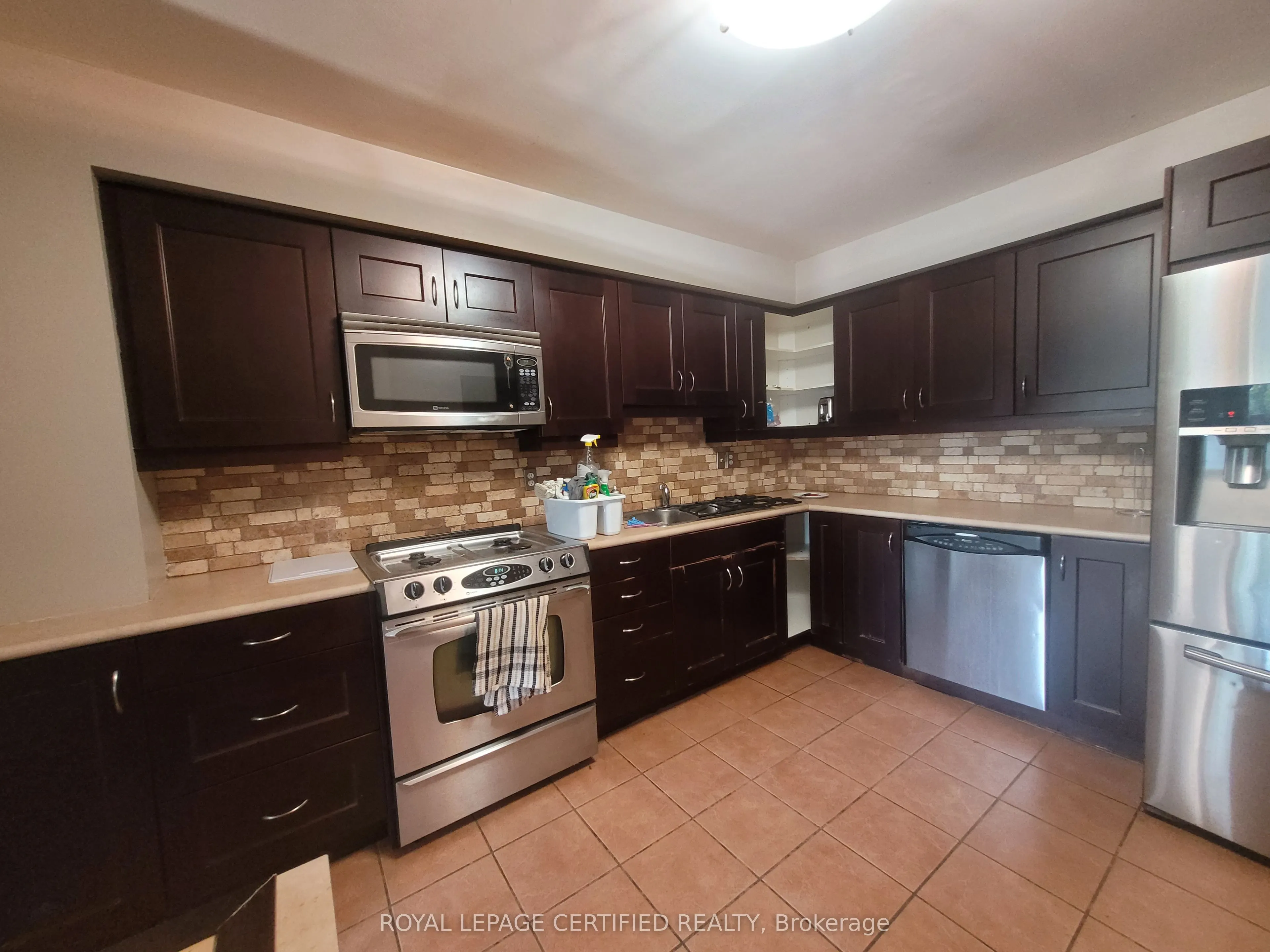 1452 Creditwoodlands Court #Room